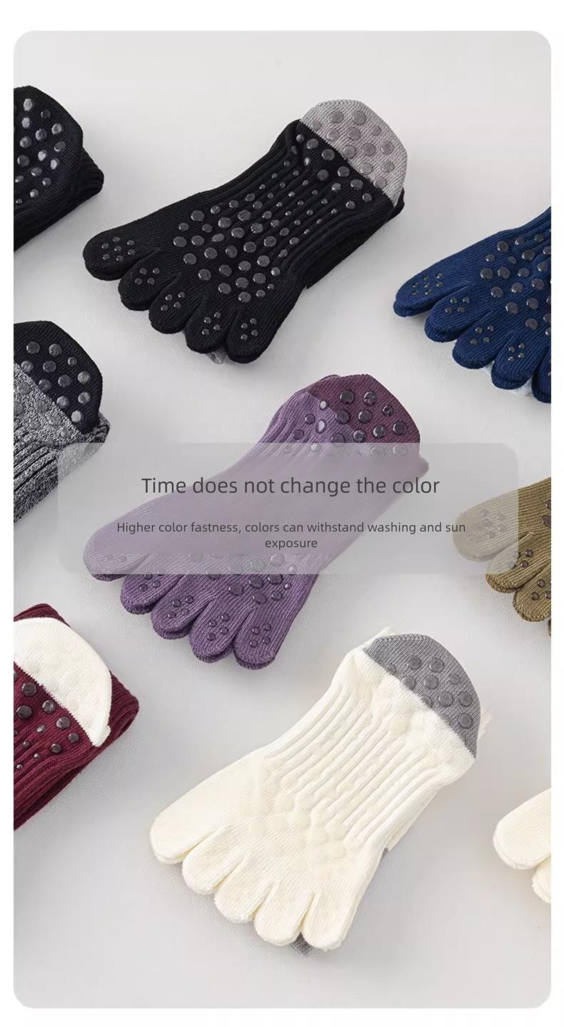 Women's Five Finger Yoga Socks, Non Slip ,Deodorizing Absorb Sweat Summer Indoor Sports ,Professional Fitness Pilates Mid Calf Socks,Non-Slip Toe-Separating Yoga Socks for Women - Cushioned Athletic Socks for#Yoga, Pilates, Barre & Gym Workouts