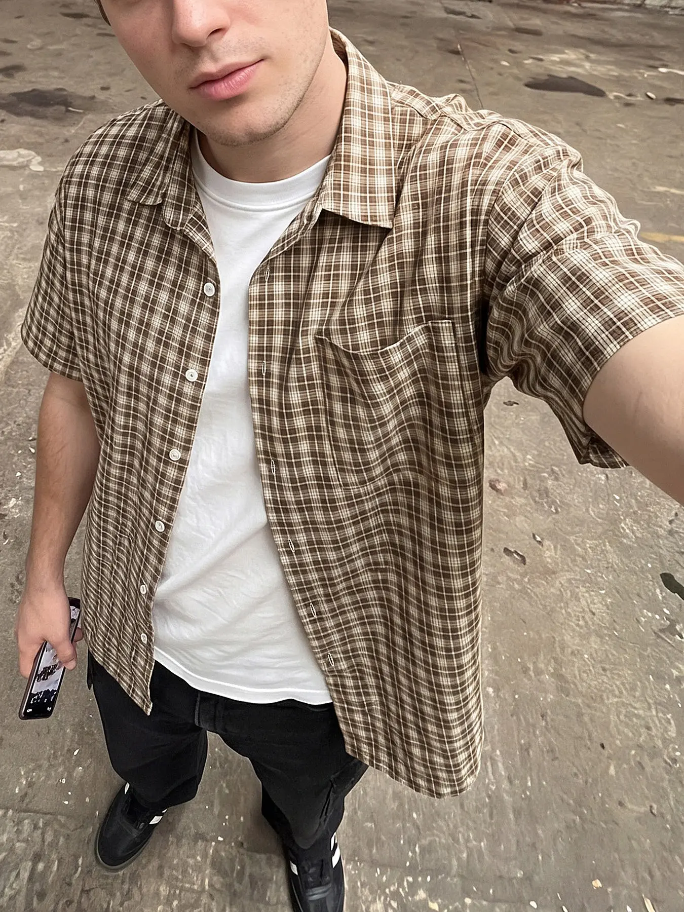 Men's Plaid Checked Flannel Short Button-Up Shirt, Classic, Soft and Comfortable, Ideal for Work and Casual Occasions, Complete Ensemble