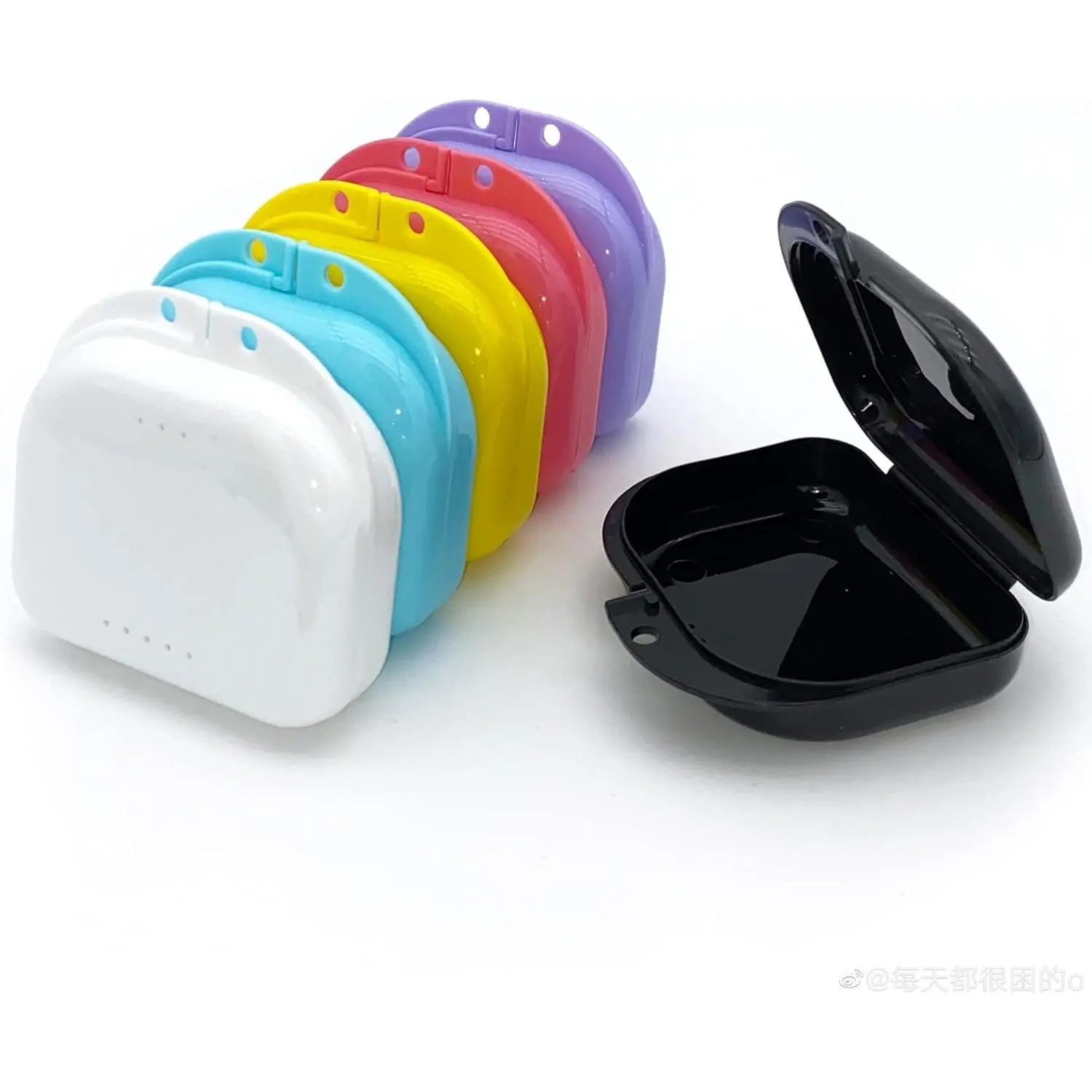 Retainer Case with Vent Holes, 6 Pcs Denture Case, Tight Snap Lock Orthodontic Mouth Guard Case, Black, White, Yellow, Light Purple, Pink and Blue, Easy to Use