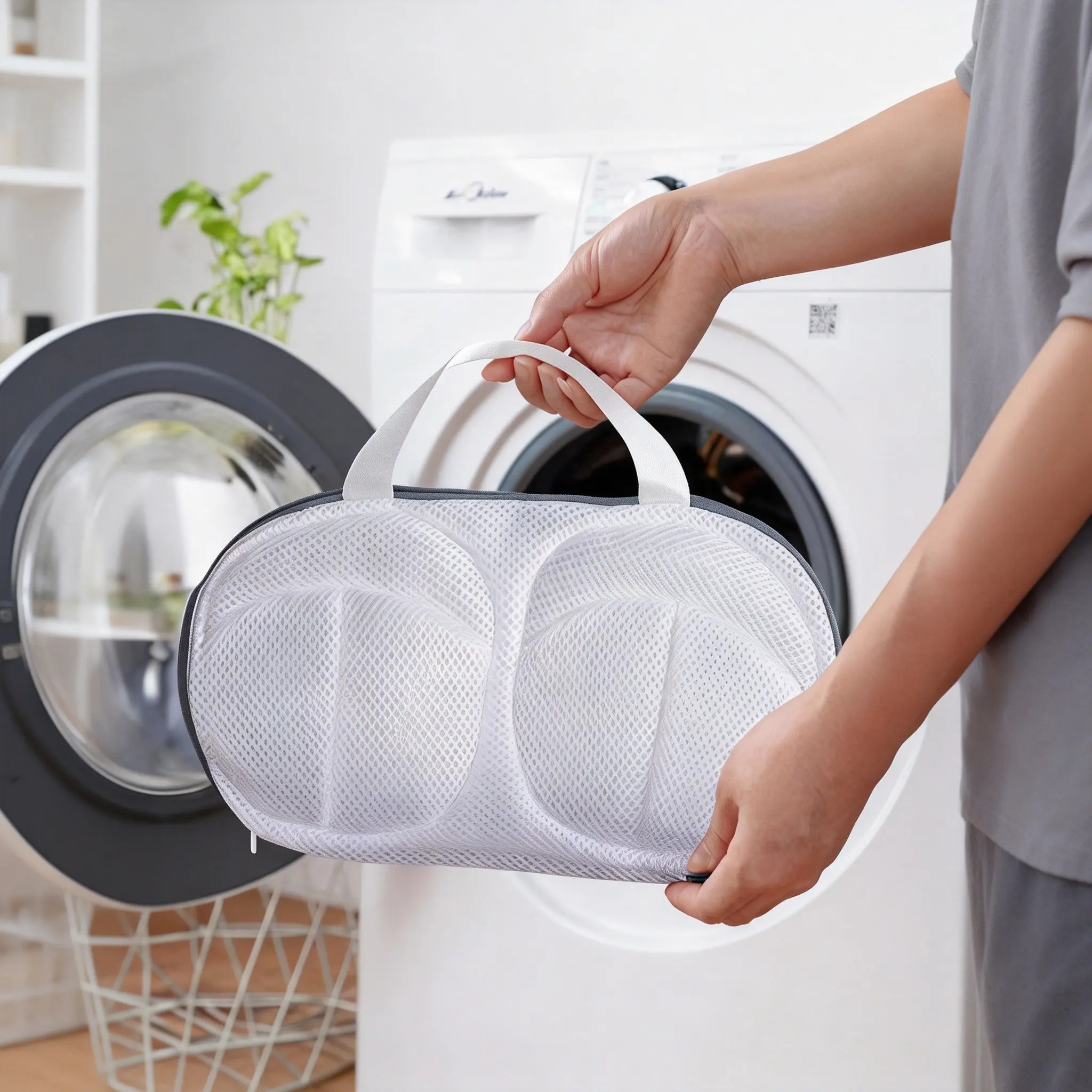 Reusable Bra Washing Bag, Foldable Mesh Laundry Net, Ideal for Delicate Clothes, Travel-Friendly Storage, Lightweight & Portable, Laundry Bags