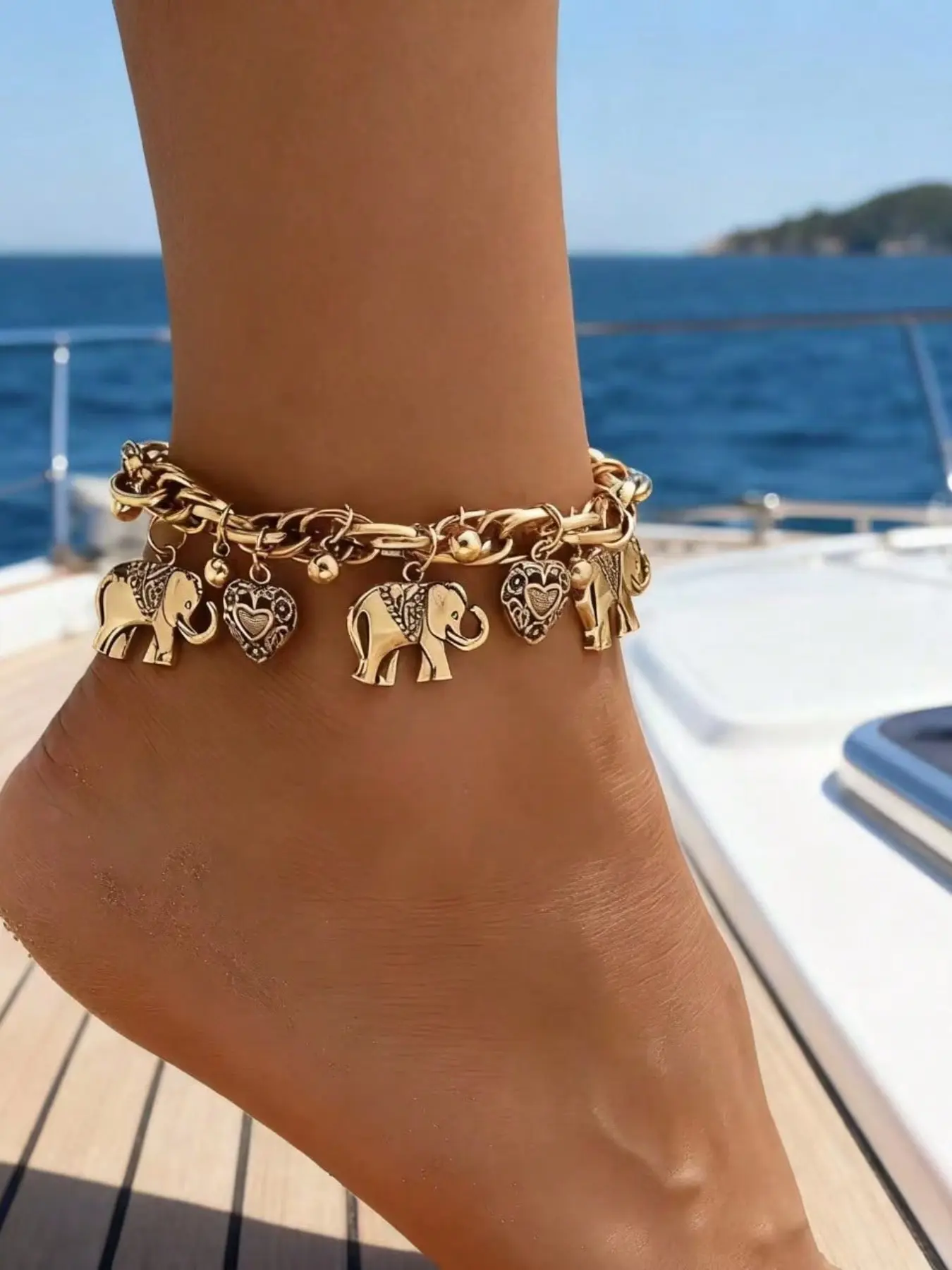 AEONBLULI Chunky Gold Elephant Charm Anklet for Women, Bohemian Heart Bell Cuban Link Ankle Bracelet, Summer Beach Jewelry Gift