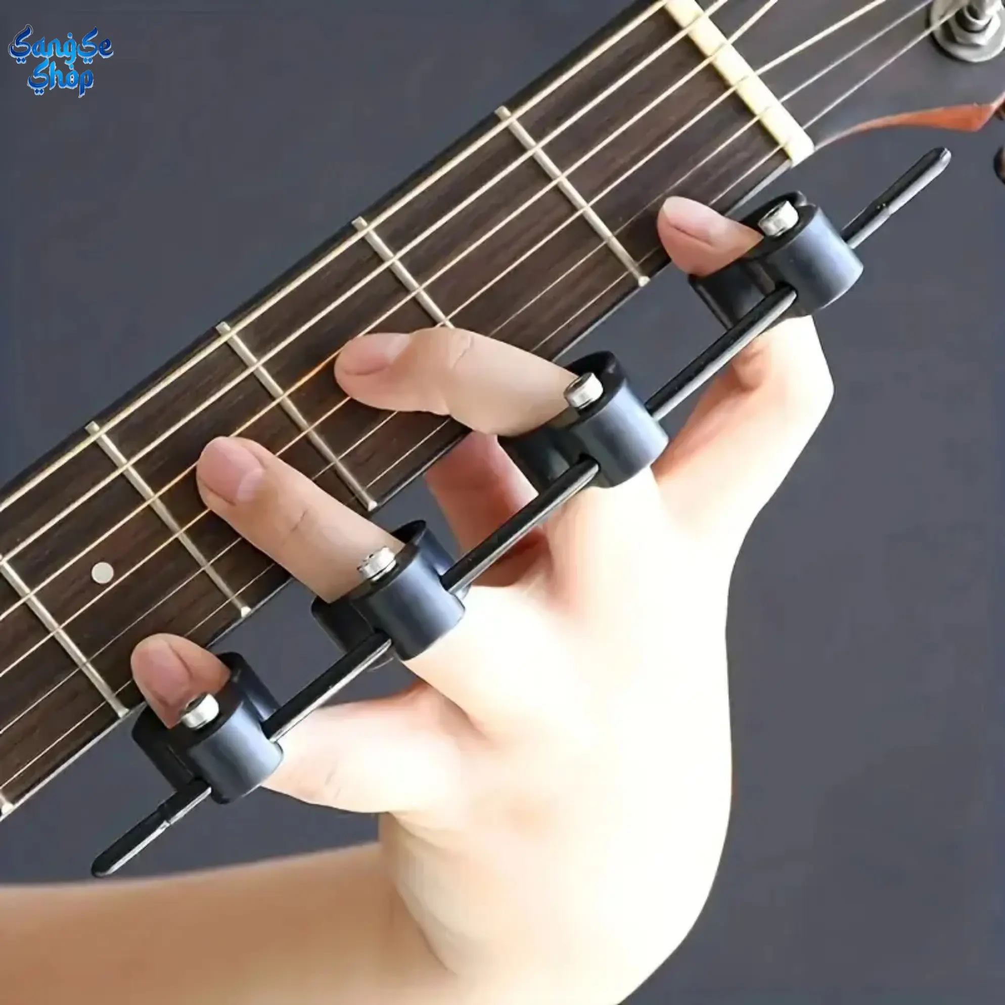 Universal Finger Spreader for Guitar & Piano, Guitar Chord Trainer and Finger Stretch Exerciser, Portable Finger Dexterity Practice Tool for Beginners, Guitar Fingering Aid, Music Learning Accessory, Ideal Gift for Guitar & Piano Players