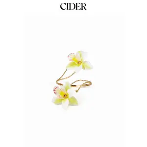 Cider FLOWER ARM CUFF