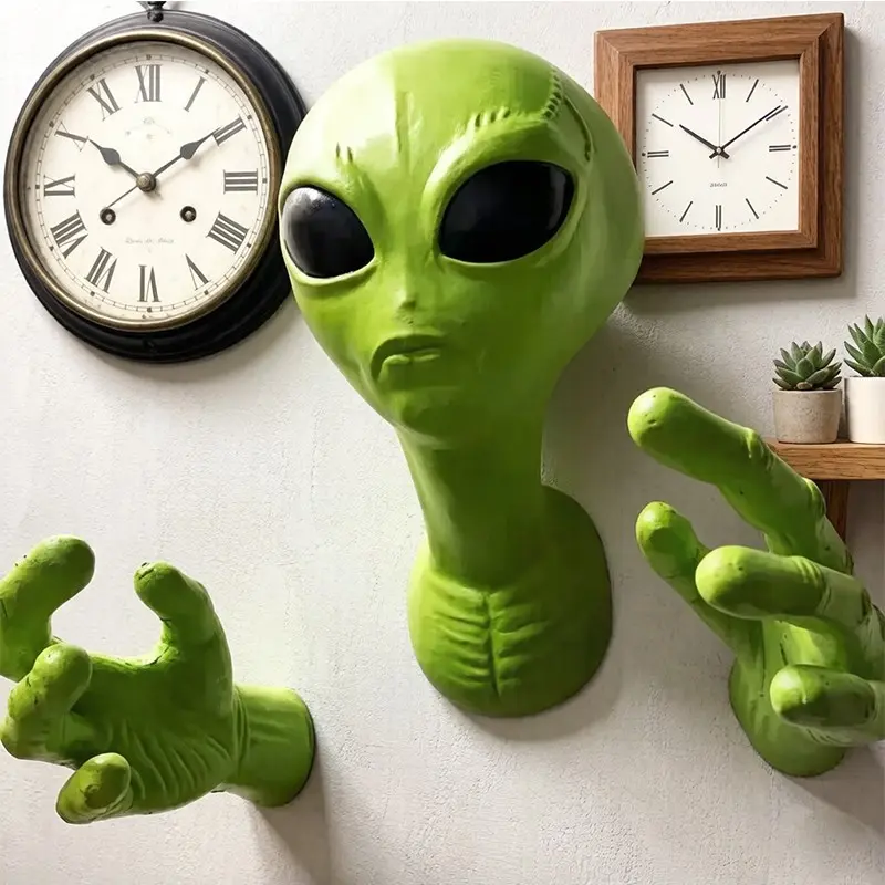 Trendy Alien Creative Hanging Ornament, Wall Decorative Home Accessory, Fun and Unique Room Decoration, Perfect for Cross-Border Sales