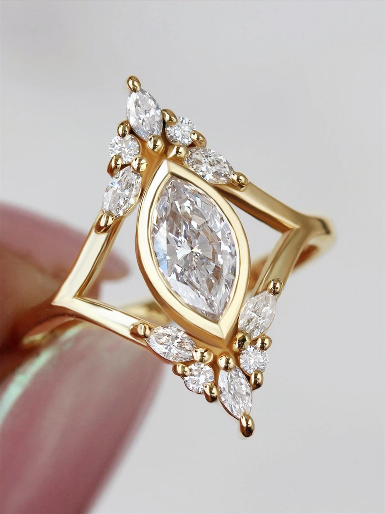 Fashion Hollow Out Design Rhinestone Decorated Ring, Princess Ring, Fashion Hand Jewelry for Party, Daily Clothing Decor, Trendy All-match & Exquisite Jewelry for Birthday Gift, Elegant Rhinestone Ring