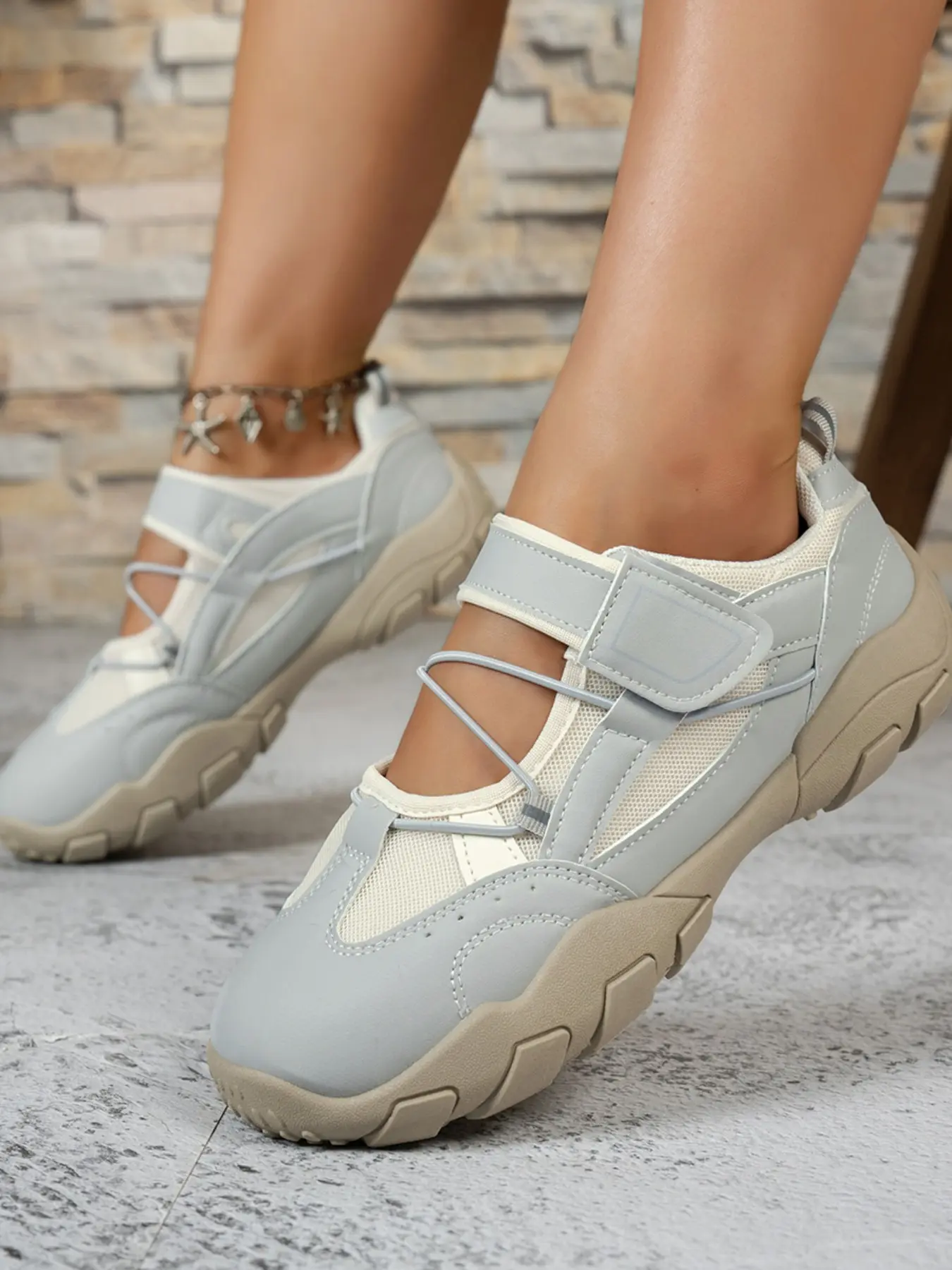 Women's Hollow Out Dad Shoes, Slip-On Design, Adjustable Velcro Strap, Outdoor Walking, Daily Training, Casual Comfort Sneakers, Casual Sneaker Trainer