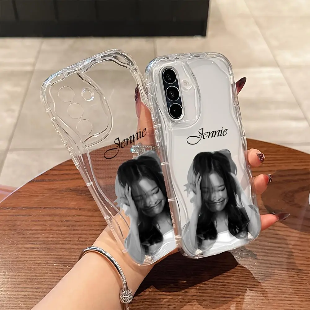Stylish Cute J-Jennie Girl Smartphone Casing, Anti-Fall Soft TPU Back Cover for Samsung Galaxy A56 A26 A36 A17 A07 A55 A35 A06 A05 A14 A24 A34 A54 A16 A05S A25 A15 A23 A13 A33 A53 A73 A04 A03 A02 A22 A32 A72 A52 A12 A11 4G 5G Handheld Cellphone Devices