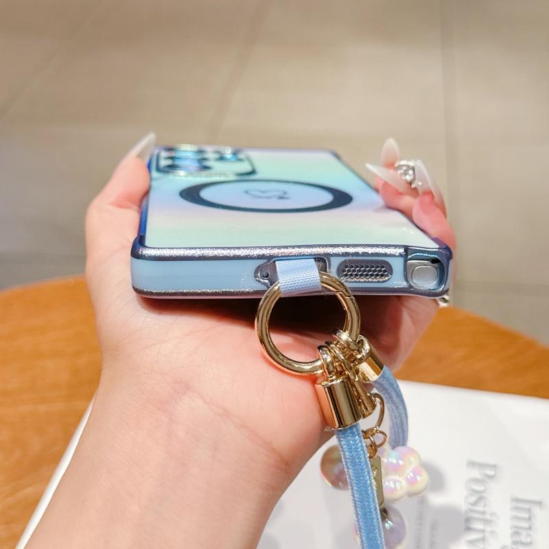 Stylish Electroplated Heart Design Phone Case with Wrist Strap, Compatible with Samsung Galaxy S26/S25/S24/S23/S22/S21 Ultra & Plus, S26/S25 Edge, S24FE/S23FE, Supports Wireless Charging, Anti-Slip and Shockproof Protective Shell