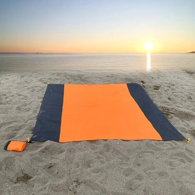 High-Quality Sandproof Beach Blanket & Picnic Mat, Outdoor Blanket, Foldable with 4 Stakes, Quick-Dry Polyester, Ideal for Camping, Hiking, Travel