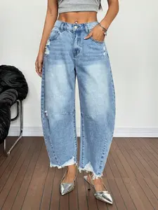 Women's Casual Y2K Distressed Barrel Jeans, Women Frayed Hem Wide Leg Baggy Elastic Denim Pants, Streetwear Pocket Distressed Flare Loose Fit Denim Crop Jeans, Capri Jean，Baggy Loose Summer Jeans, Perfect for All Seasons & Casual Occasions