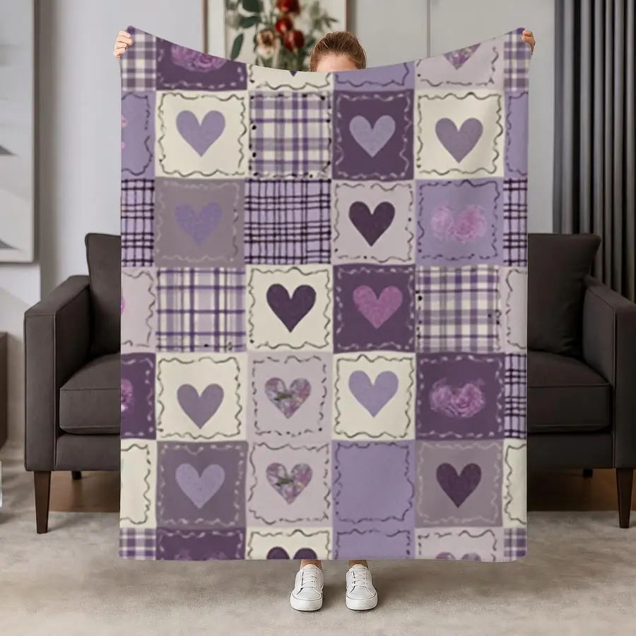 Soft Lavender Purple and Purple Spliced Flannel Blanket - Retro Heart and Rose Quilted Design, Comfortable Wavy Edges, Suitable for Sofas, Beds, Offices, and Travel, Machine Washable Heartfelt Gift Blanket for Family