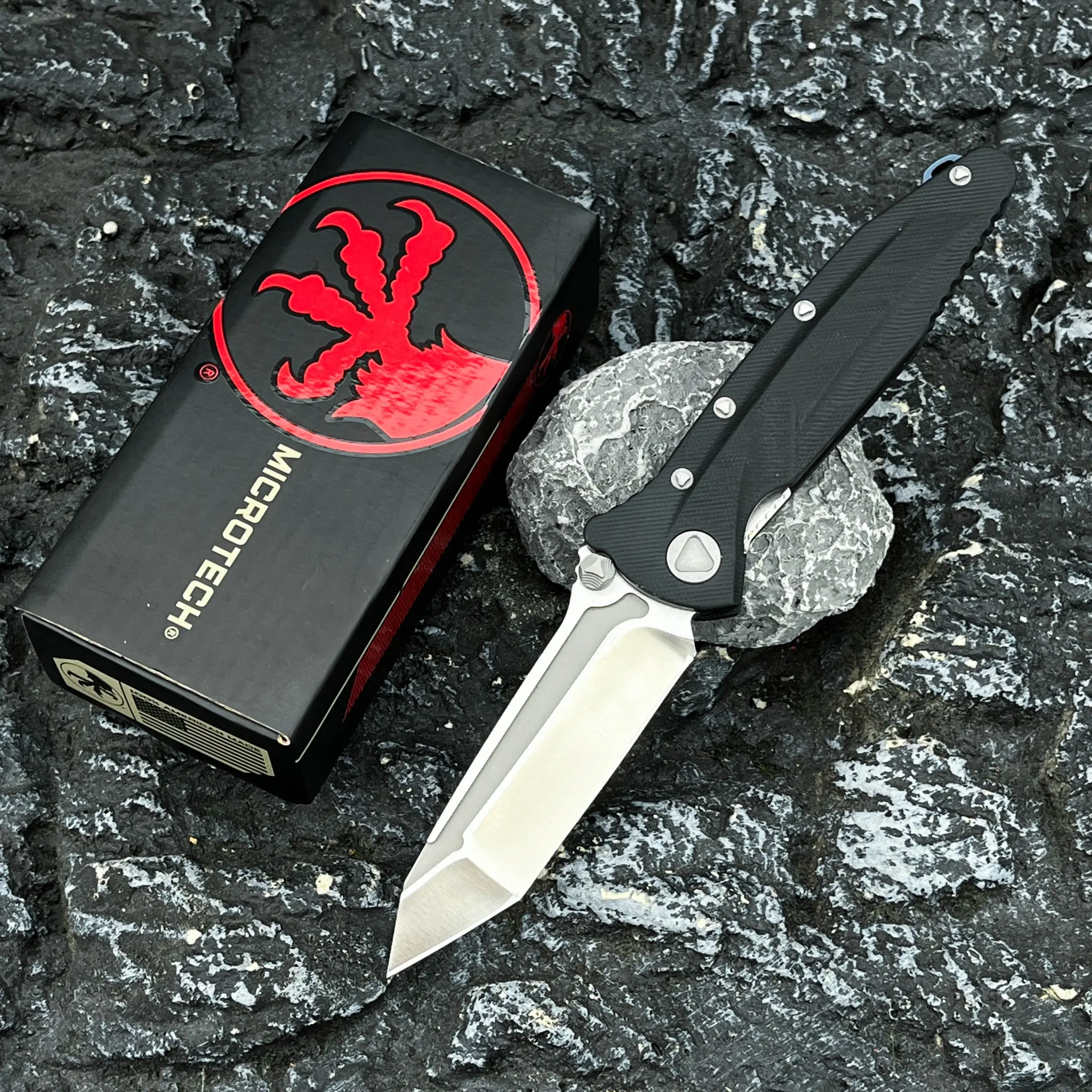 High-Quality Folding Knife for Hiking, D2 Steel Blade, G10 Handle, Multi-Functional, Essential Outdoor Fishing Tool, Survival Gear, Two Colors Available
