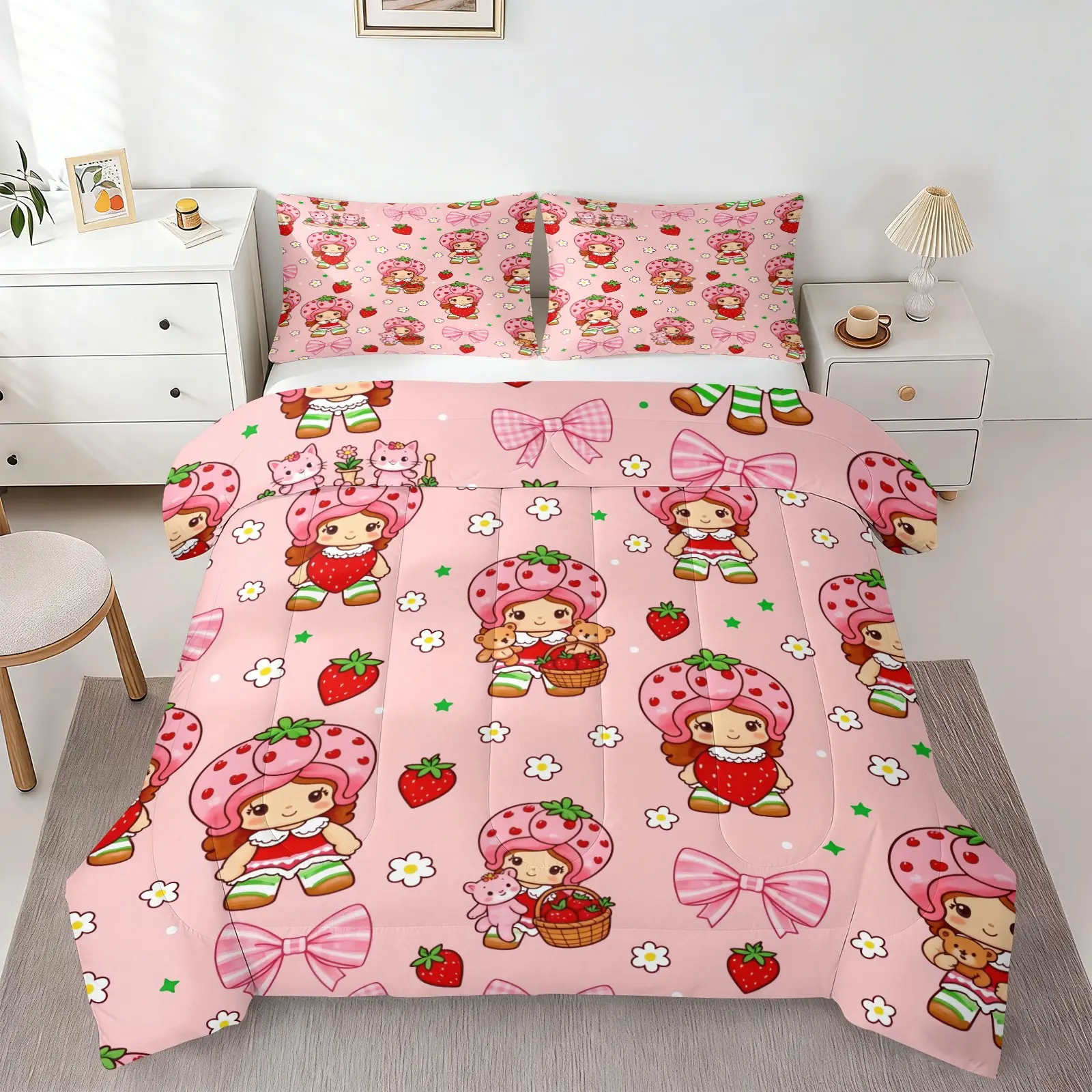 Sweet Strawberry Girl Print Comforter Set, Includes 1 Comforter and 1‑2 Pillowcases, Cute Berry Character Kitten Bear Bow Daisy Pattern Print, Gift for Kids, Teens and Adults, Aesthetic Bedroom‑Decor Gift For Kawaii Fans