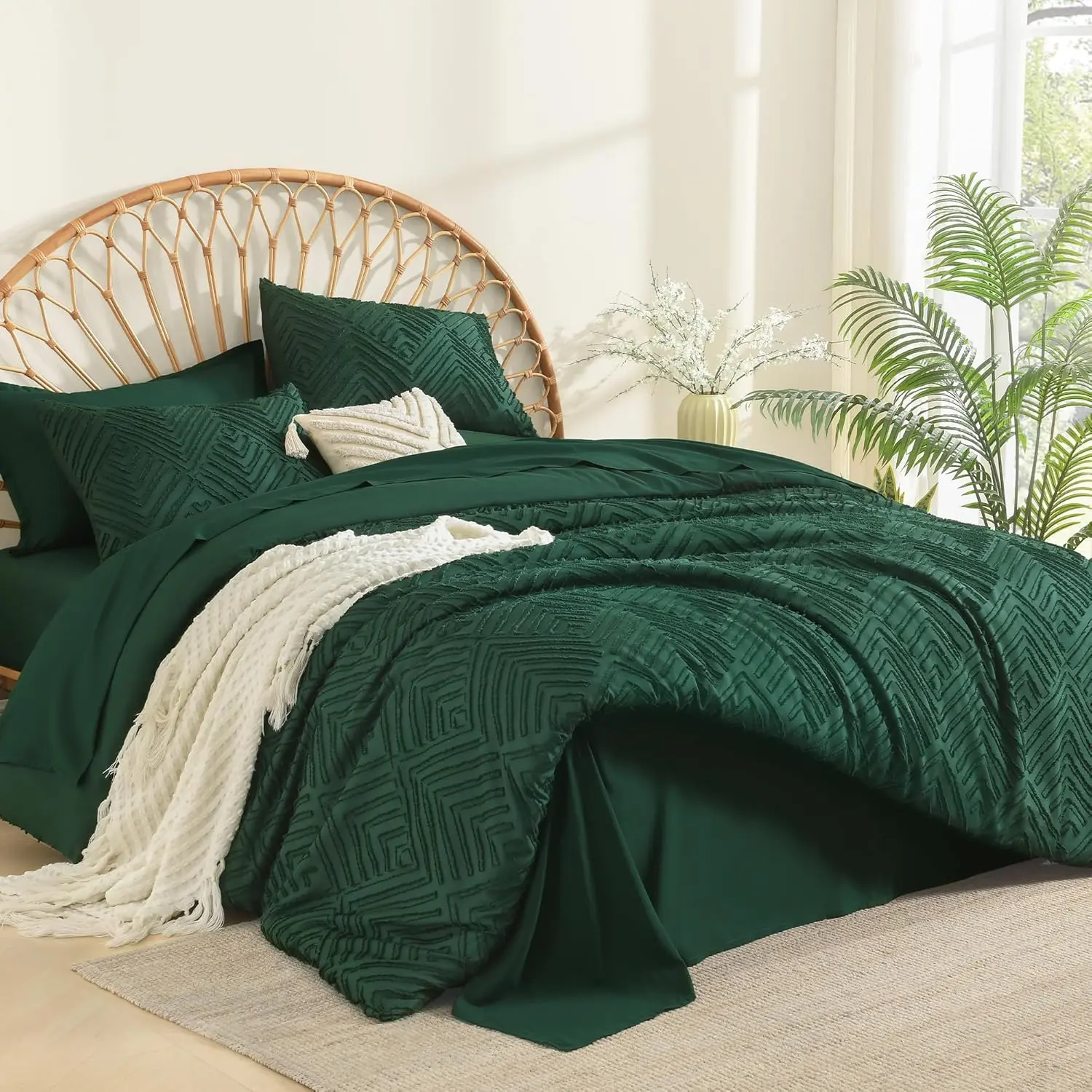 King Size Comforter Set 7 Pieces Dark Emerald Green - Bed in a Bag King Boho Lightweight Fluffy Tufted Bedding Comforter Sets with Quilt Comforter, Sheets, Pillowcases & Shams