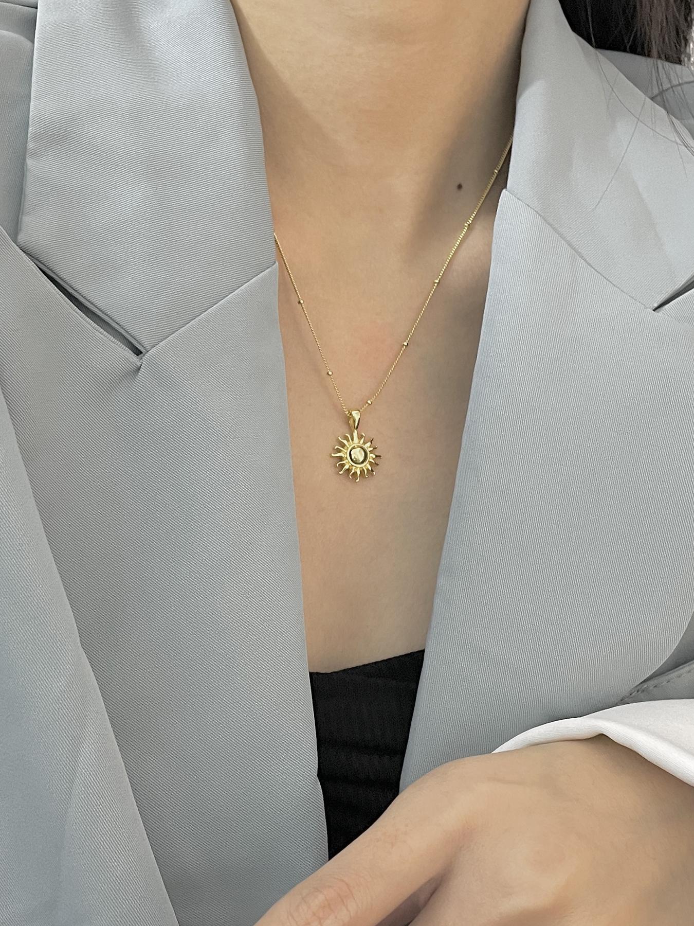 925 Sterling Silver Sun Design Pendant Necklace for Women, Fashion Jewelry for Party, Daily Decor, Trendy All-match & Exquisite Jewelry for Birthday Gift, Celestial Pendant Necklace