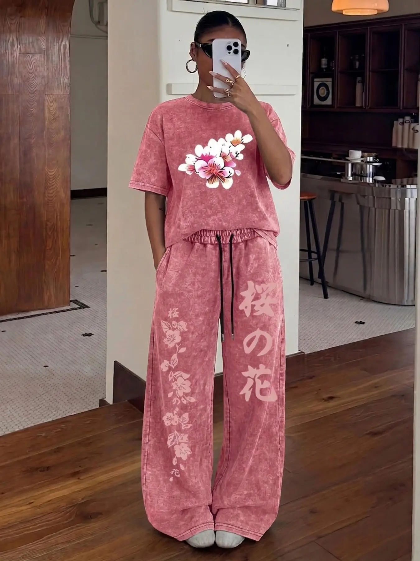 Y2K-style Japanese floral and cherry blossom print matching set—featuring washed, distressed streetwear trousers. Crafted with a heavyweight wash finish; an essential, effortless "lazy-day" outfit for summer.
