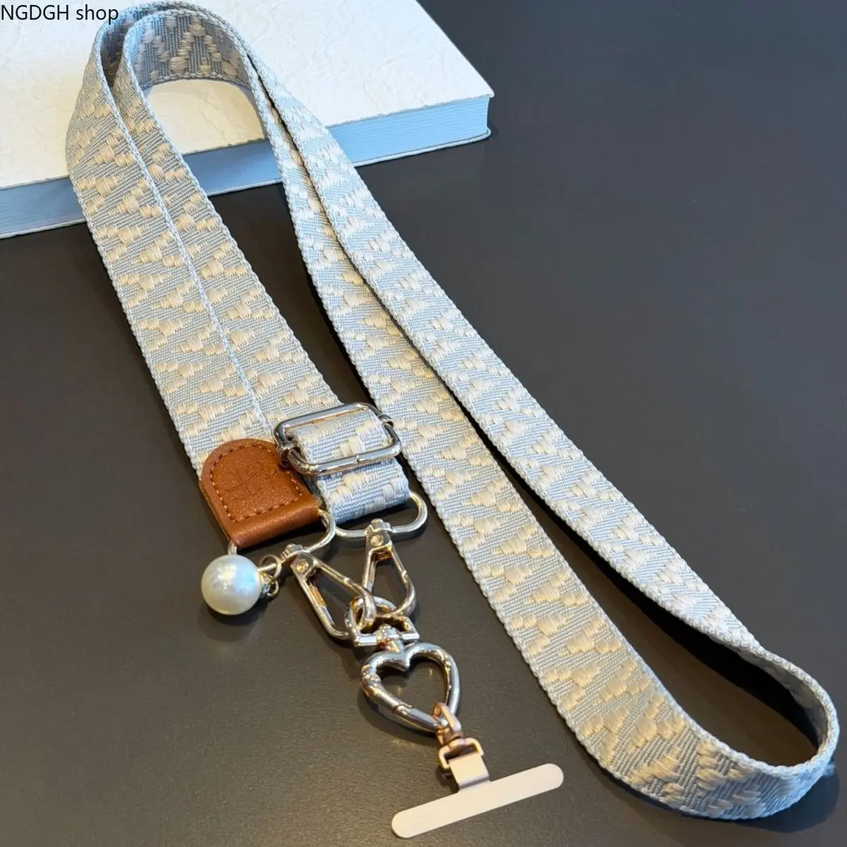 Crossbody Purse Strap for Women, Trendy Patterned Woven Fabric Replacement with Adjustable Length, Pearl Charm & Metal Hooks for Daily Use Bags, Crossbody Bag, Purses Crossbody Bag