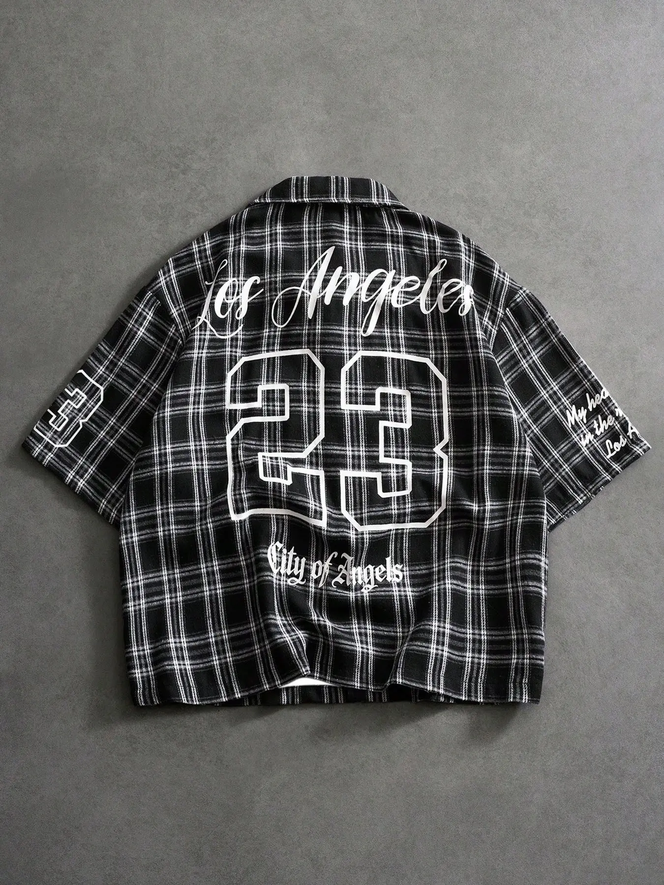 American retro Los Angeles style, men's 23 printed plaid shirt, high street loose black and white plaid short-sleeved shirt.