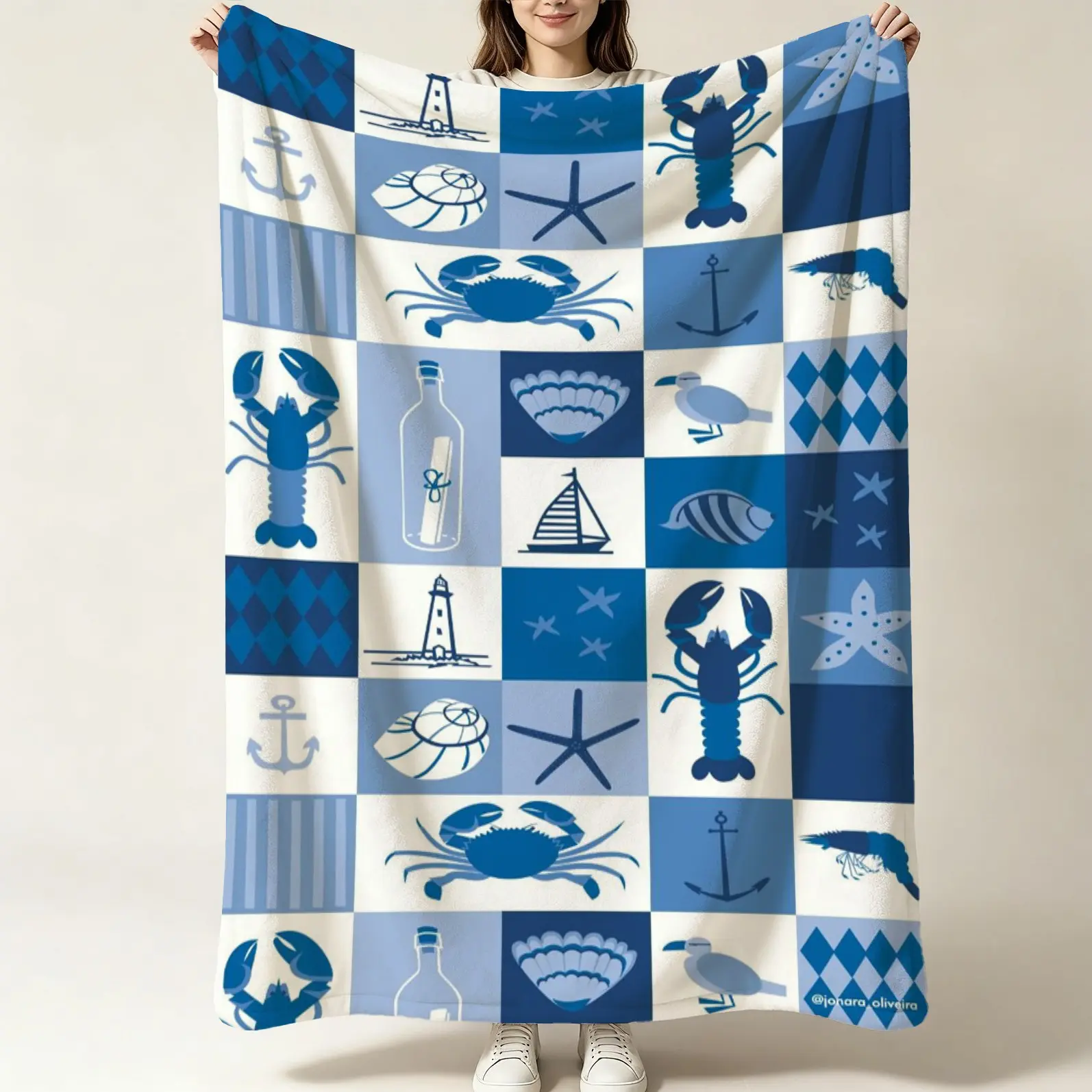 Nautical Crab & Lobster Patchwork Flannel Blanket, Soft Warm Decorative Throw Blanket, Home Decor Blanket, Multi-scene Use for Sofa, Bed, Naps, Camping, Picnics, Trips, Car and Beach; Cozy Coastal Style Decor Blanket