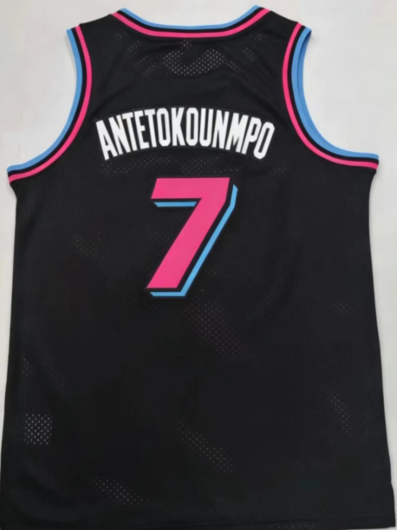 7-Number Fashion Embroidered Basketball Jersey, Mesh Breathable, Miami Design, Customizable Name/number, Ideal for Gym & Sports, Athletic Tops