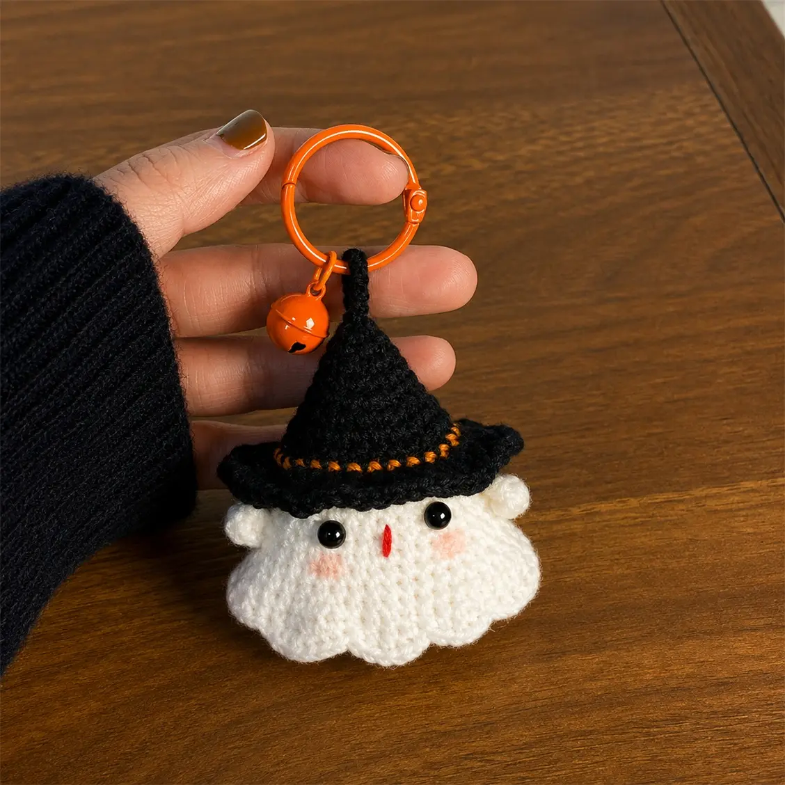 Crochet Ghost Keychain, Handmade Halloween Witch Hat Ghost Charm, Cute Knitted Bag Pendant Key Ring, Spooky Season Accessories, Fun Holiday Gift for Kids Adults