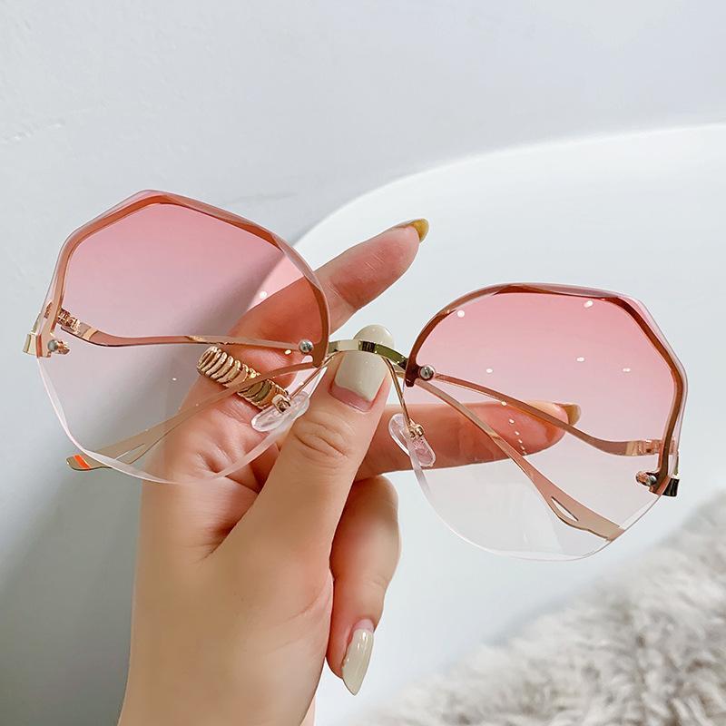 3-Pack Women's Metal Sunglasses Oversized Square Vintage Chic UV400 Protection Stylish Design for Commute Dates & Outings SpringStatements