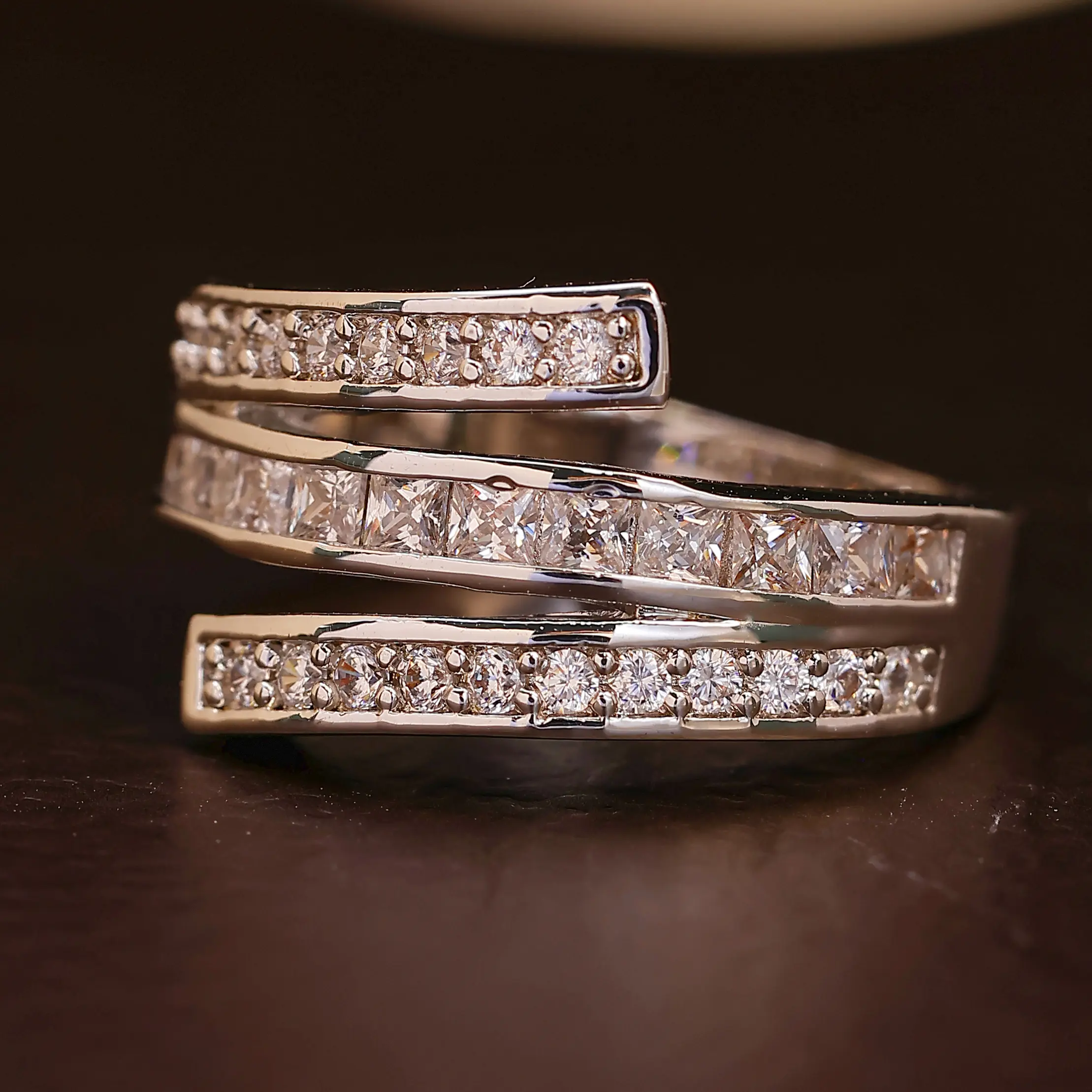 Silvery-Tone Spiral Ring for Women, Pavé Set Statement Band, Stackable Engagement Ring with a Brilliant Finish for Daily Wear & Special Occasions, Pave Engagement Ring, Stackable Ring