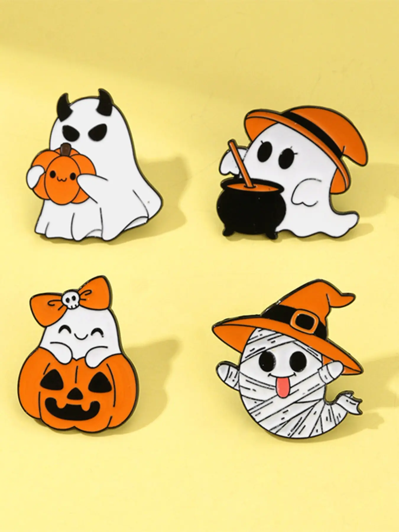 Cartoon Spooky Ghost Hard Enamel Pins Halloween Pumpkin Witch Mummy Ghost Lapel Badges Collectible Accessories For Teen Girls Holiday Decor