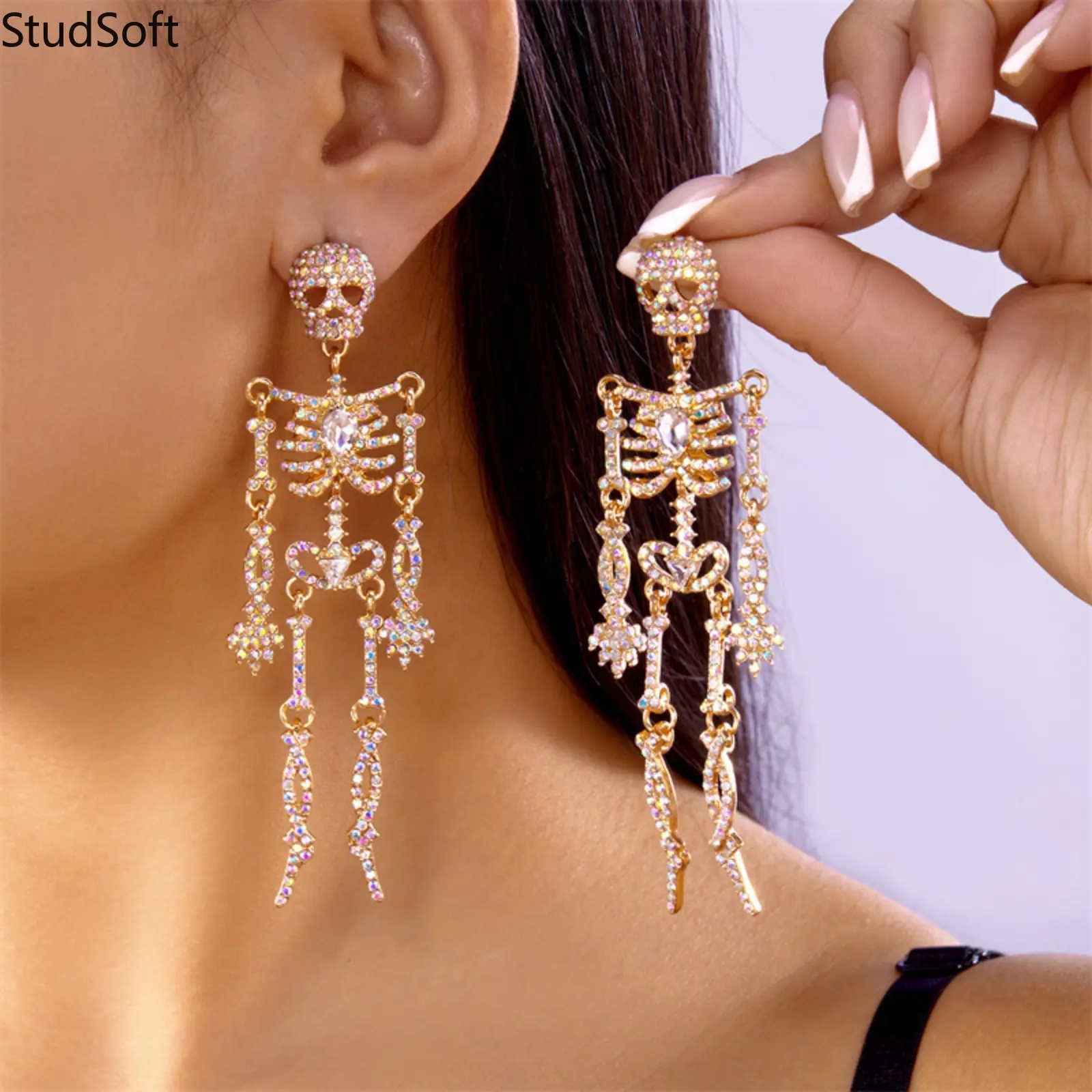 Female Classic Halloween Rhinestone Skull Drop Earrings, High-Quality Gothic Statement Jewelry for Party Costumes, Gift-Worthy Dangle Accessories, Skeleton, Drop High-Quality