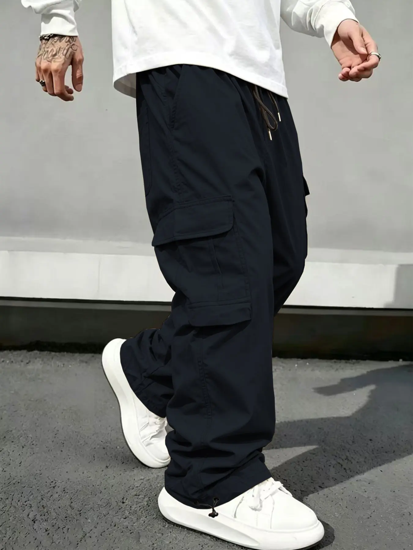 Men's Solid Color Flap Pocket Drawstring Elastic Waist Cargo Pants, Regular Fit Casual Street Straight Leg Trousers for Daily Wear, Men's Bottoms for All Seasons