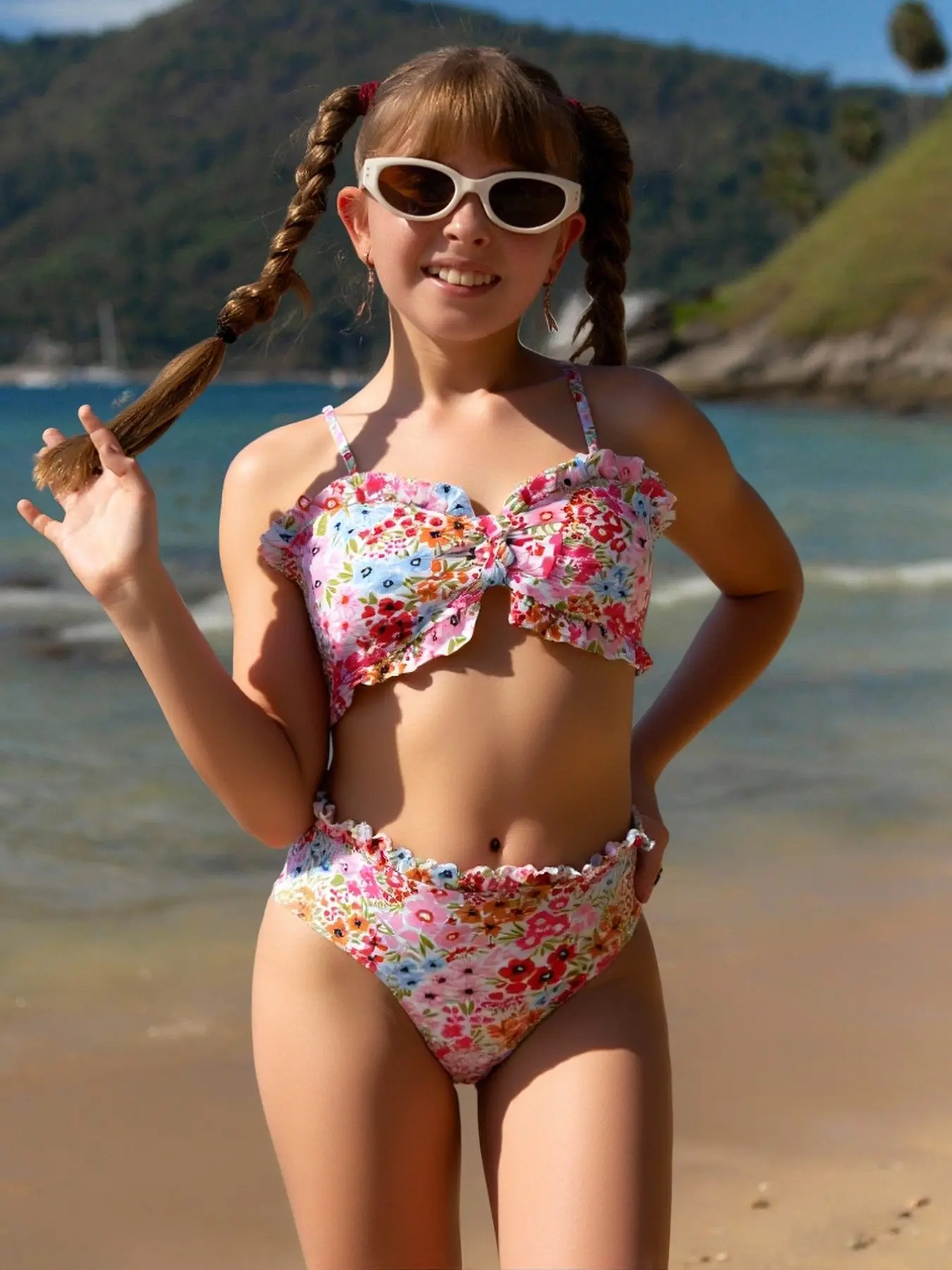 Girls' Bikini Two-Piece Swimsuit, Halter Neck Ruffle High-Waist Printed Swimwear, Summer Beach for Kids, Tween Swimsuits, Comfortable and Stylish
