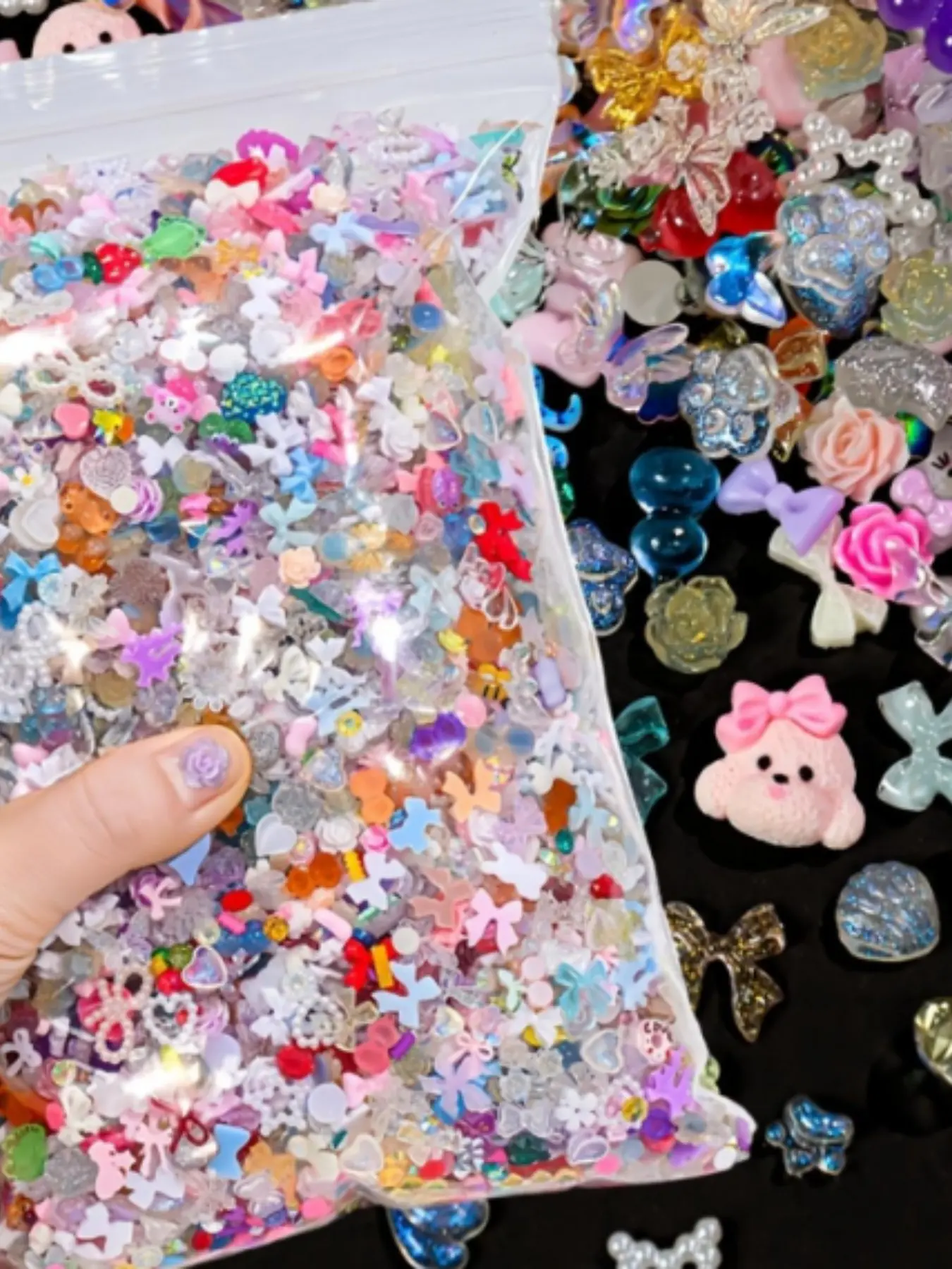 30g per pack, containing 300 to 500 pieces of assorted resin nail decorations (including bows, flowers, heart patterns, sequins), perfect for 3D nail art, Diy Nails Art, phone cases, hair clips, jewelry. This bulk craft decoration kit Nail Art Supplies