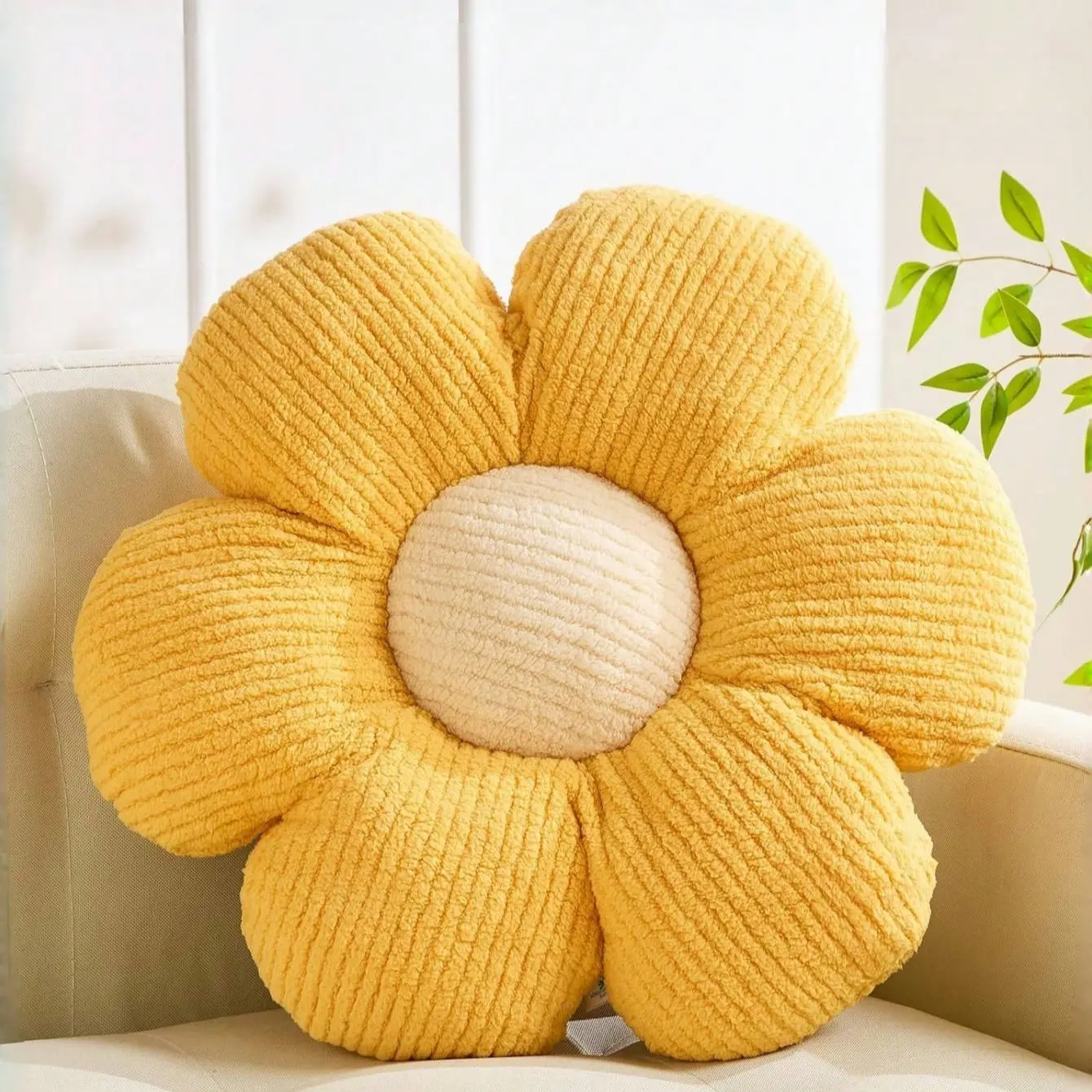 Floral Cushion, Decorative Flower Shape Pillow, Soft Rabbit Fur Material, Perfect for Winter Holiday Bedroom, Sofa, Bedding, Home Décor, Gift Idea, Soft Cushions