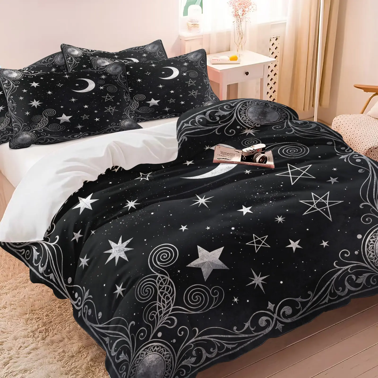3PCS Black Silver Crescent Moon Star Duvet Cover Set (1 Duvet Cover + 1-2 Coreless Pillowcases), Vintage Swirl Border Celestial Print, Soft Comfy All Seasons Summer Vibes Bedding Set, Ideal for Gothic Mystic Witchy Bedroom Dorm Decor