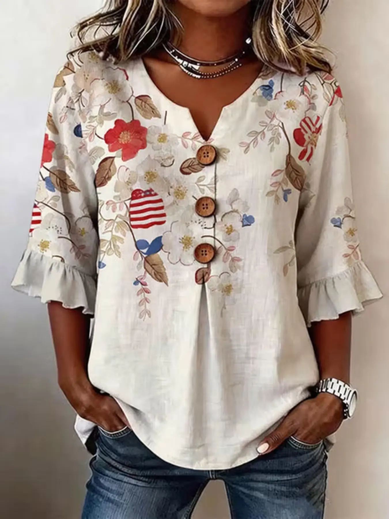 Women Sublimation Printed Tunic Blouse Top Notch V‑Neck 3/4 Ruffle Flounce Sleeve Button Decor Pleated Shirt, Cream Base Retro Floral With American Flag Mini Badge Print for Daily Casual Outfit, Independence Day Party, Garden Holiday and Patriotic Street‑