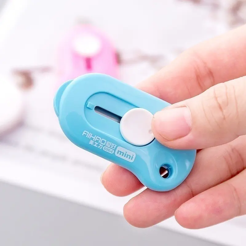 Portable Mini Paper Cutter Opener, 1 Count Multifunctional Manual Paper Cutter, Office Cutting Supplies Home Office Classroom Supplies for School DIY Art Project