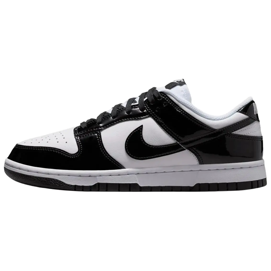 Nike Wmns Dunk Low SE 'Patent Panda' IV5104-102