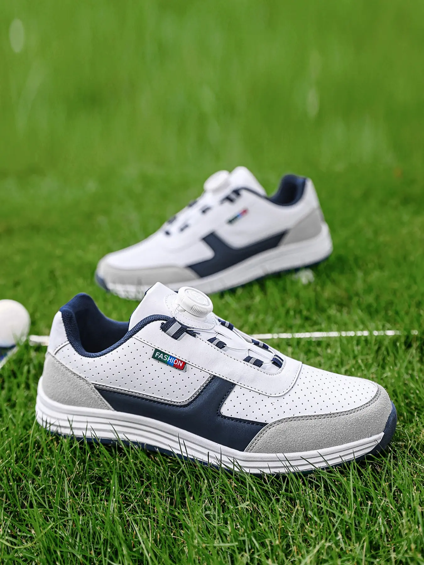 Men's Golf Shoes with Rotating Buckle, Breathable Non-Lace Outdoor Training Shoes, Anti-Slip Soft Sole, Casual Business Shoes, Sports Shoes