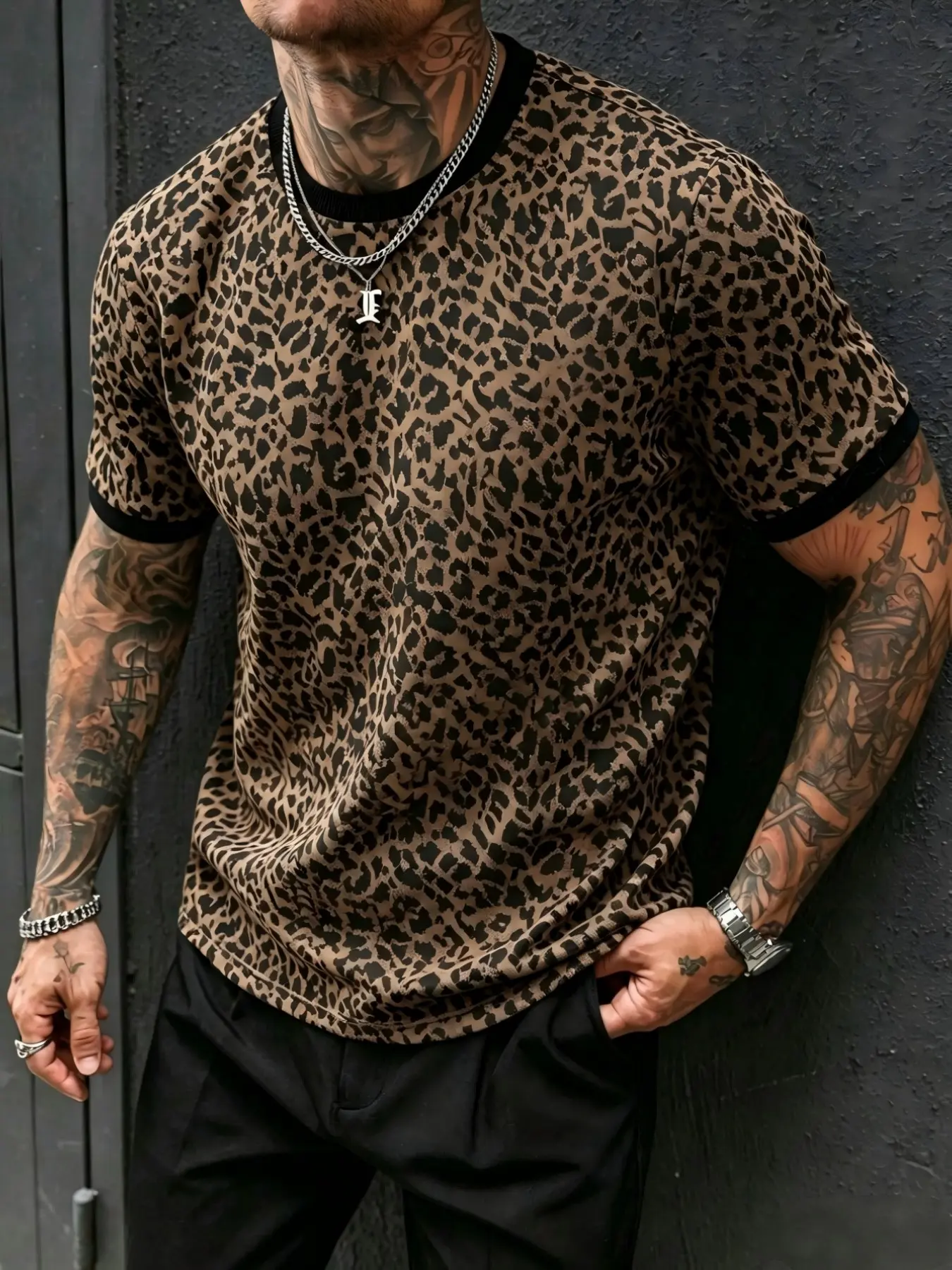 American Vintage Leopard Print Graphic Round Neck Short Sleeve Men's T-Shirt, Trendy Color Block Hem Casual Tee, Comfortable and Stylish, Casual Comfy Streetwear