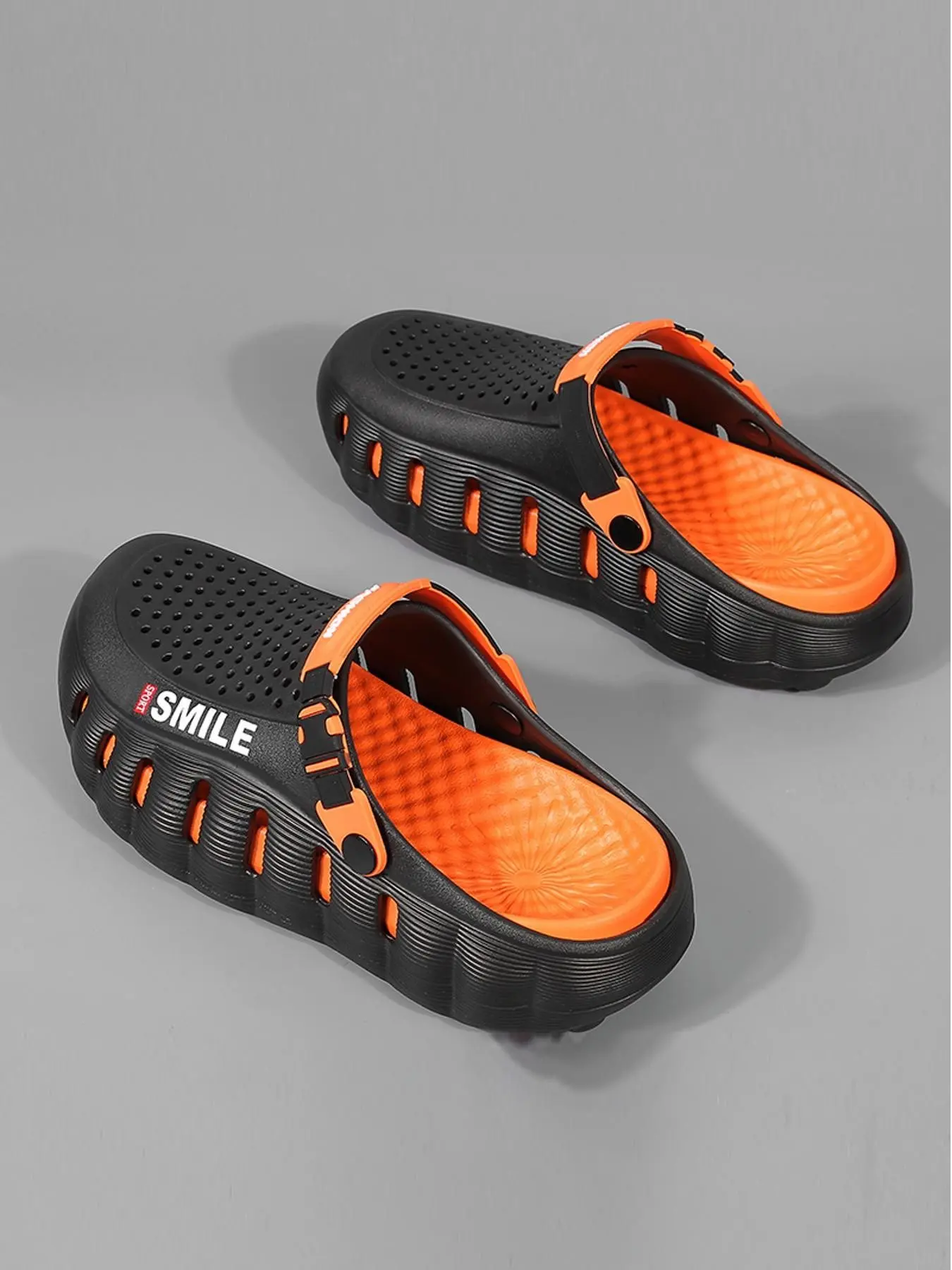 Unisex Thick Sole Breathable Lightweight Colorblock Clogs, Adjustable Buckle, Eva, Anti-Slip Massage Sole, Waterproof Slip-On, Indoor Outdoor Pool Shoes, 6 Colors