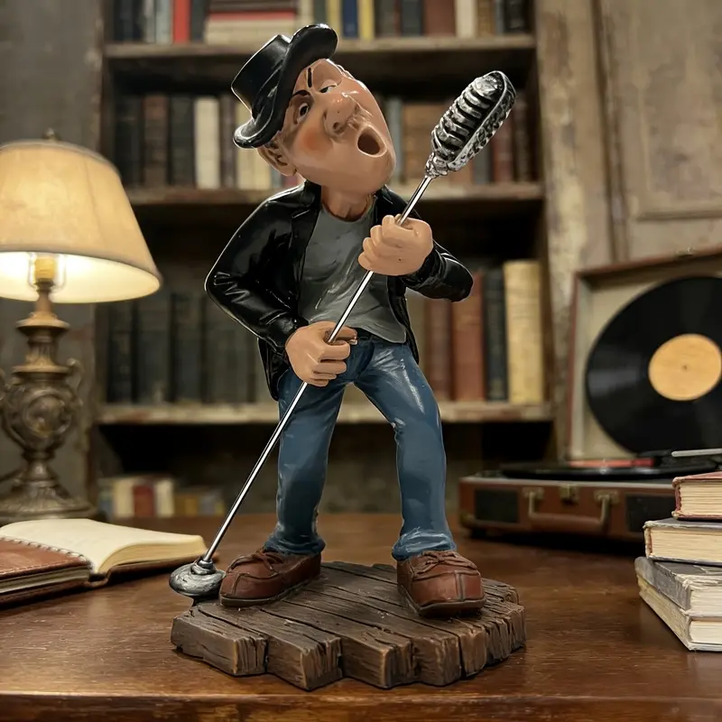 Creative band music character design art ornaments, music character statues with retro microphones, and interesting desktop decorations suitable for offices, study rooms, and music rooms, are gifts for music enthusiasts