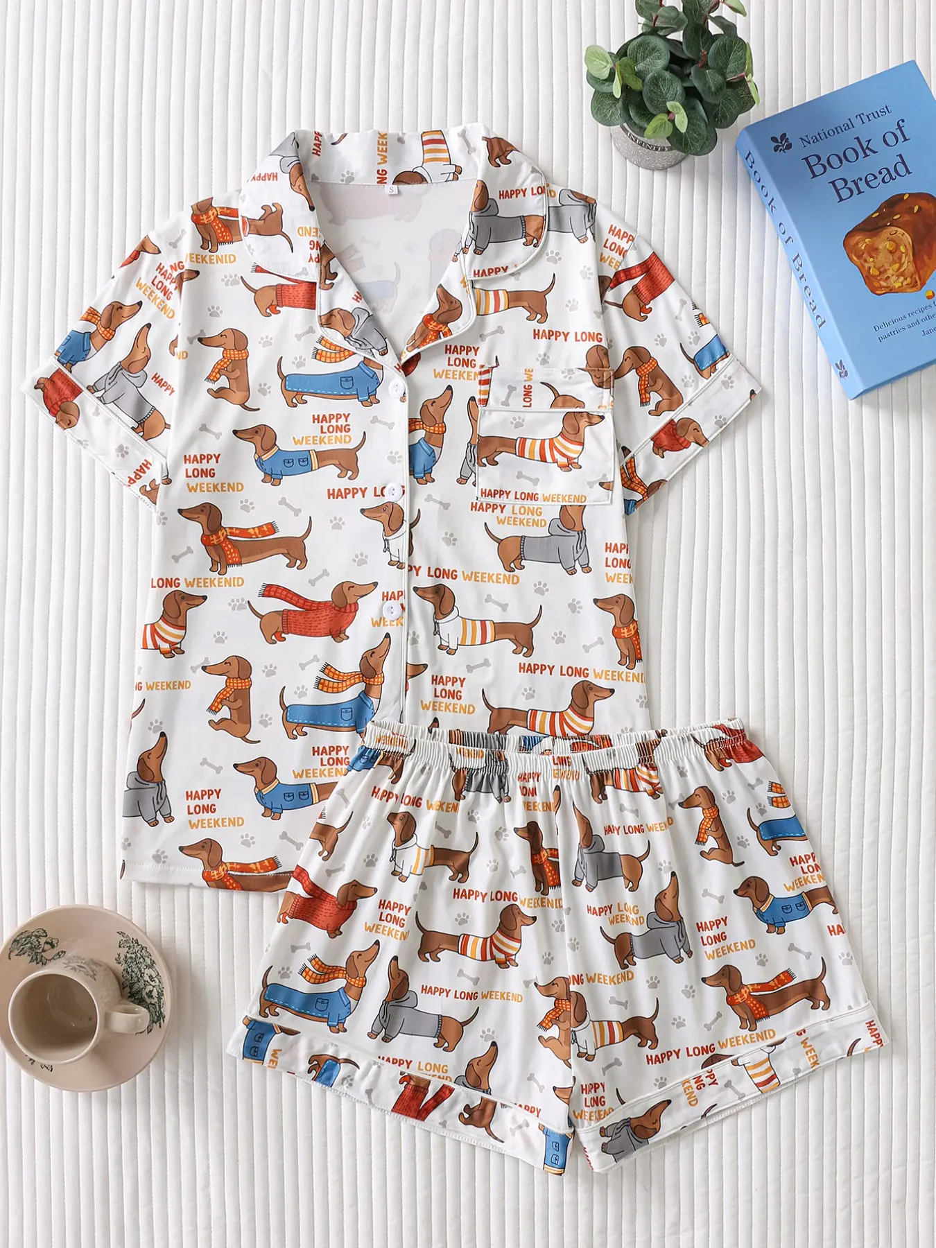 Two-Piece Cute Cartoon Pug Print Women's Pajama Set, High-Quality Satin Fabric, Smooth Comfortable, Loose Lightweight Button Pajamas, Casual Summer Sleepwear, Loungewear