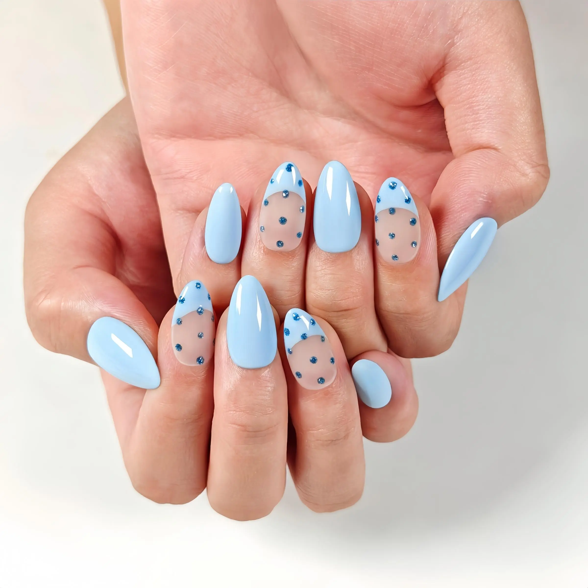 Pastel Color Block French Tip Handmade, Rhinestone Decorated Press-On Nails, Decorative Nails, French Nail Art, Short Almond Shape, 10pcs, Fresh Macaron Style, Blue French Tips & Matching Rhinestones, Reusable DIY Nail Kit for Spring Summer Dates & Travel