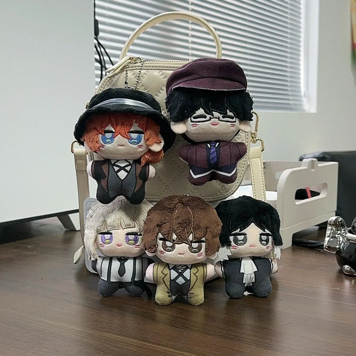 2026 new hot item Anime Bungou Stray Dogs 10cm Plush Keychain, Dazai Osamu/Nakahara Chuuya Soft Stuffed Toy, Portable Key Chain Pendant, Cool Everyday Accessory, Birthday Gift for Toy Enthusiasts, Cool Keychain Accessories