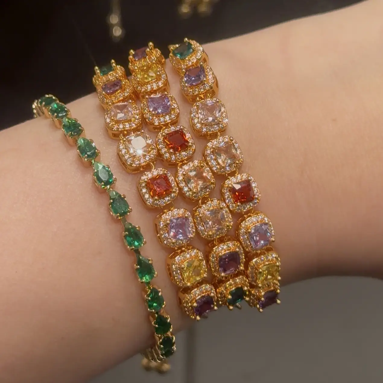 Women's DOUX Full-Pave Colorful Sugar Cube Pearl Bracelet - Aesthetic Jewelry, Elegant Accessory, Fashionable Style, All-Seasons Lightweight Luxury Costume Bracelets Accessories with Gift Box