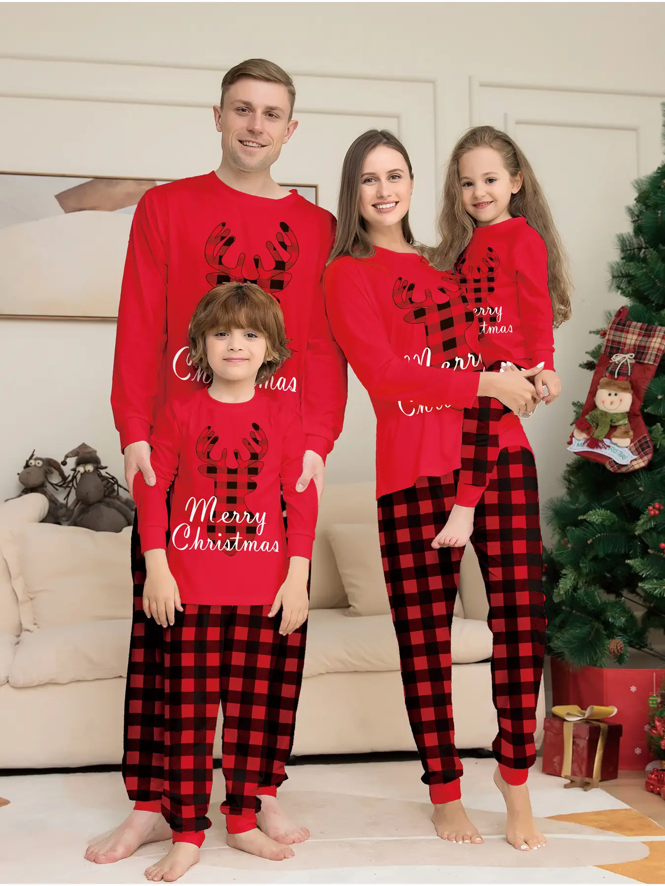 Christmas Hat Letter Print Family of Four Matching Pajamas Set, Long Sleeve Top & Long Pants Loungewear Two-Piece Outfit with Red Contrast Trim, Soft Skin-Friendly Breathable Knit Fabric. Ideal for Christmas Family Photoshoots, Holiday Party Outfits, Dail