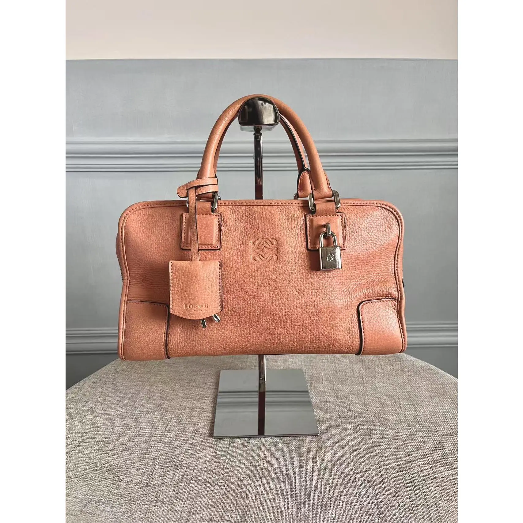 Pre-owned Loewe Vintage Amazona Satchel Handbag Peach Orange Pebbled Calfskin Leather Embossed Anagram Silver Padlock Key Charm Rolled Leather Top Handles COA