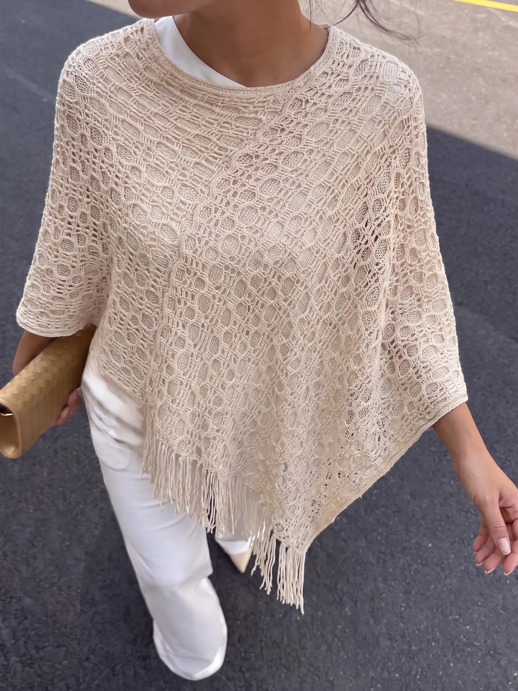 Women's Crochet Hollow-Knit Scarf, Lightweight Breathable Ruffle Design, Daily Street Casual Fashion Shawl, Perfect Gift for Holidays