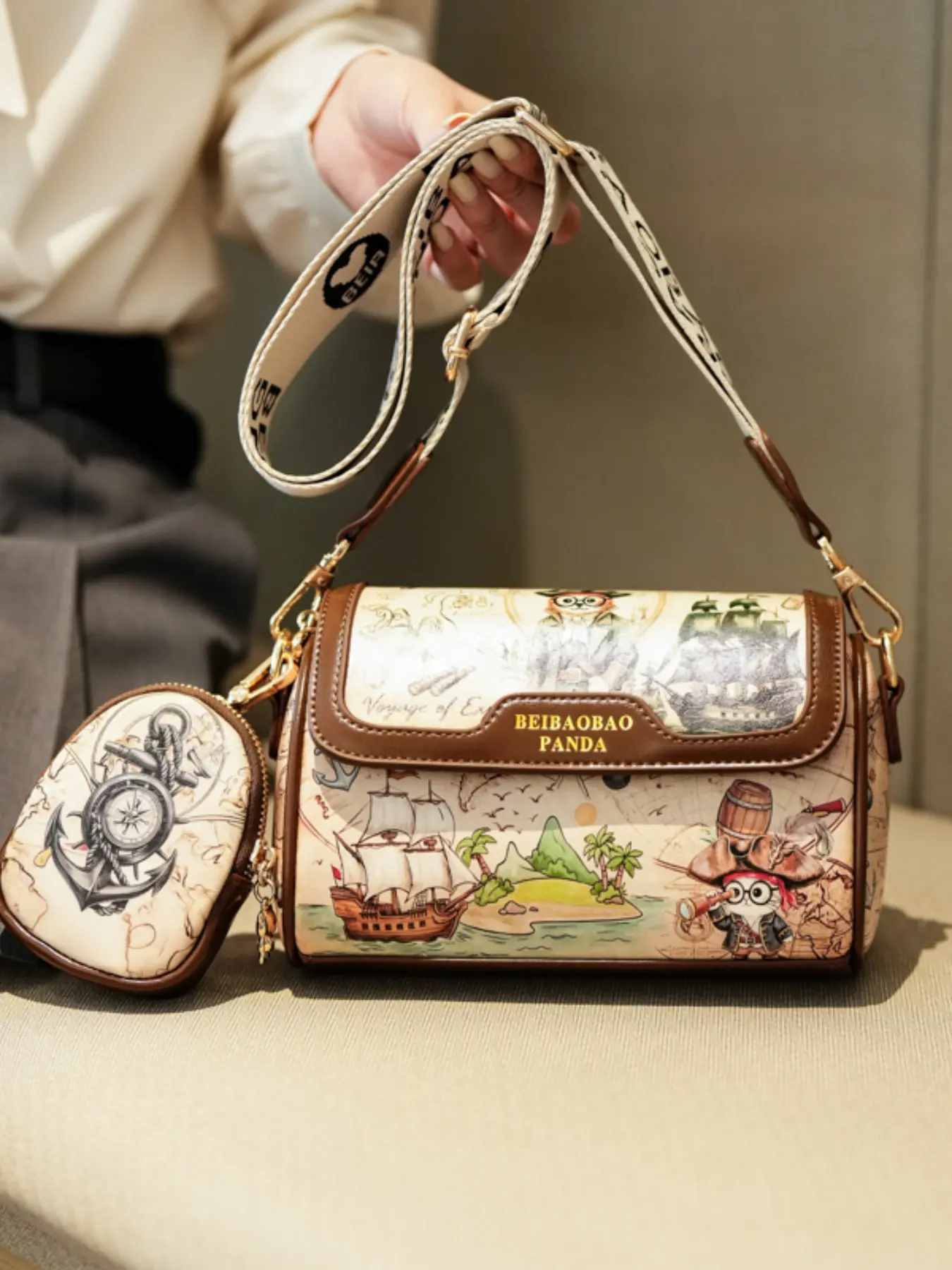 Fashionable High-Quality Print Shoulder Bag, Casual Versatile Bear Crossbody Bag, Commute Large Capacity Round Tube Bag with Charm, Casual Crossbody Bags