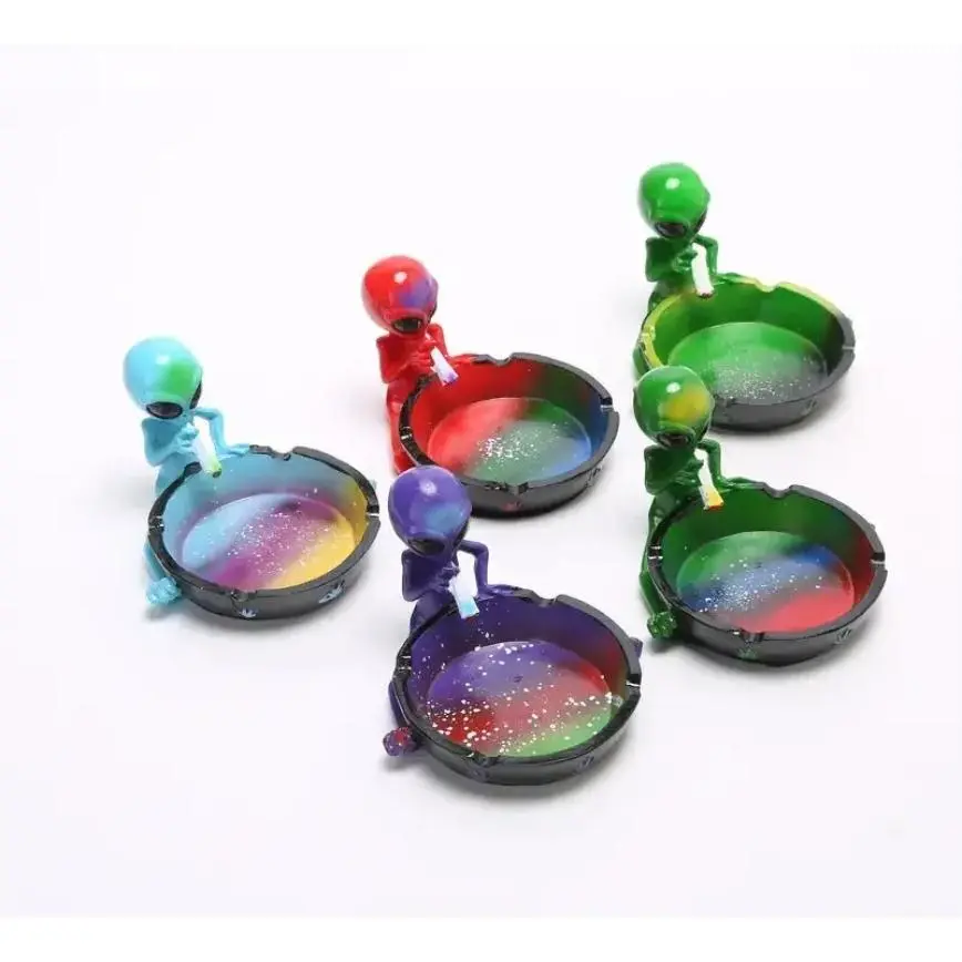 Alien Resin Ashtray Bowl - Smooth Sculpture Trinket Dish, Sci-Fi Decorative Figurine, Waterproof Indoor-Outdoor Sports & Outdoor Accessory for Funky Home Decor, Whimsical, Vibrant, Office Desks